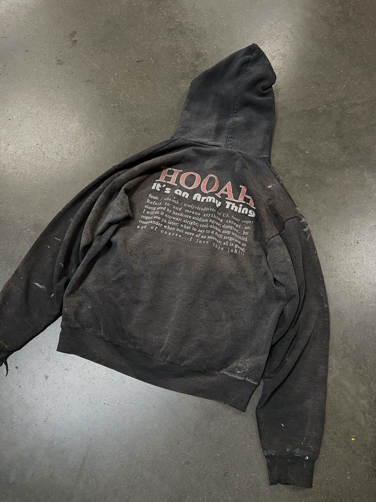 Vintage vintage army road runners thrashed black faded hoodie Size US XL / EU 56 / 4 - 2 Thumbnail