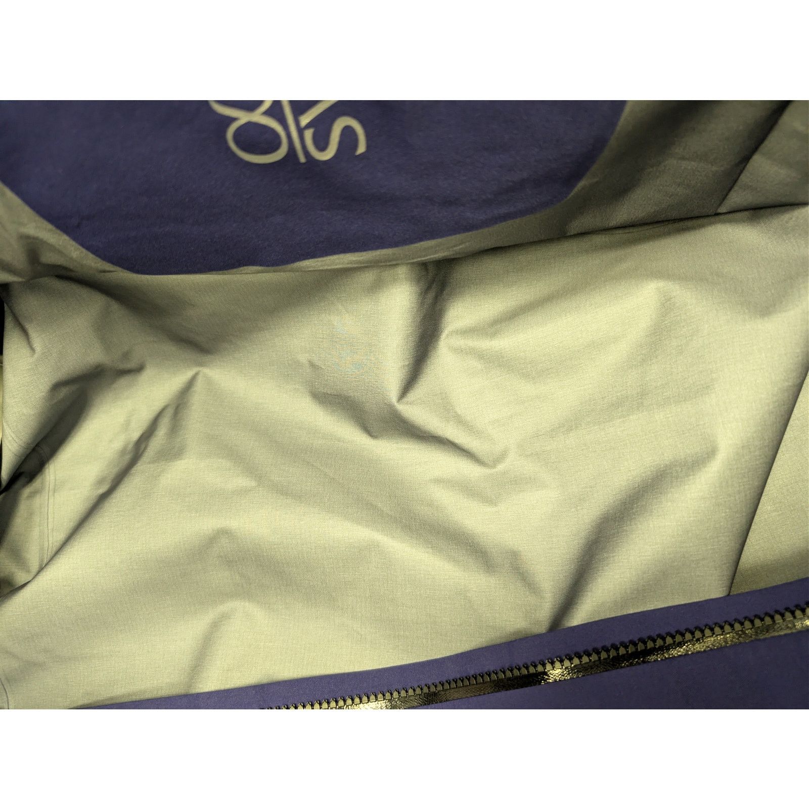 Arc'teryx o1rshd1 Alpha SV Jacket in Soulsonic / Black Size US XL / EU 56 / 4 - 20 Thumbnail