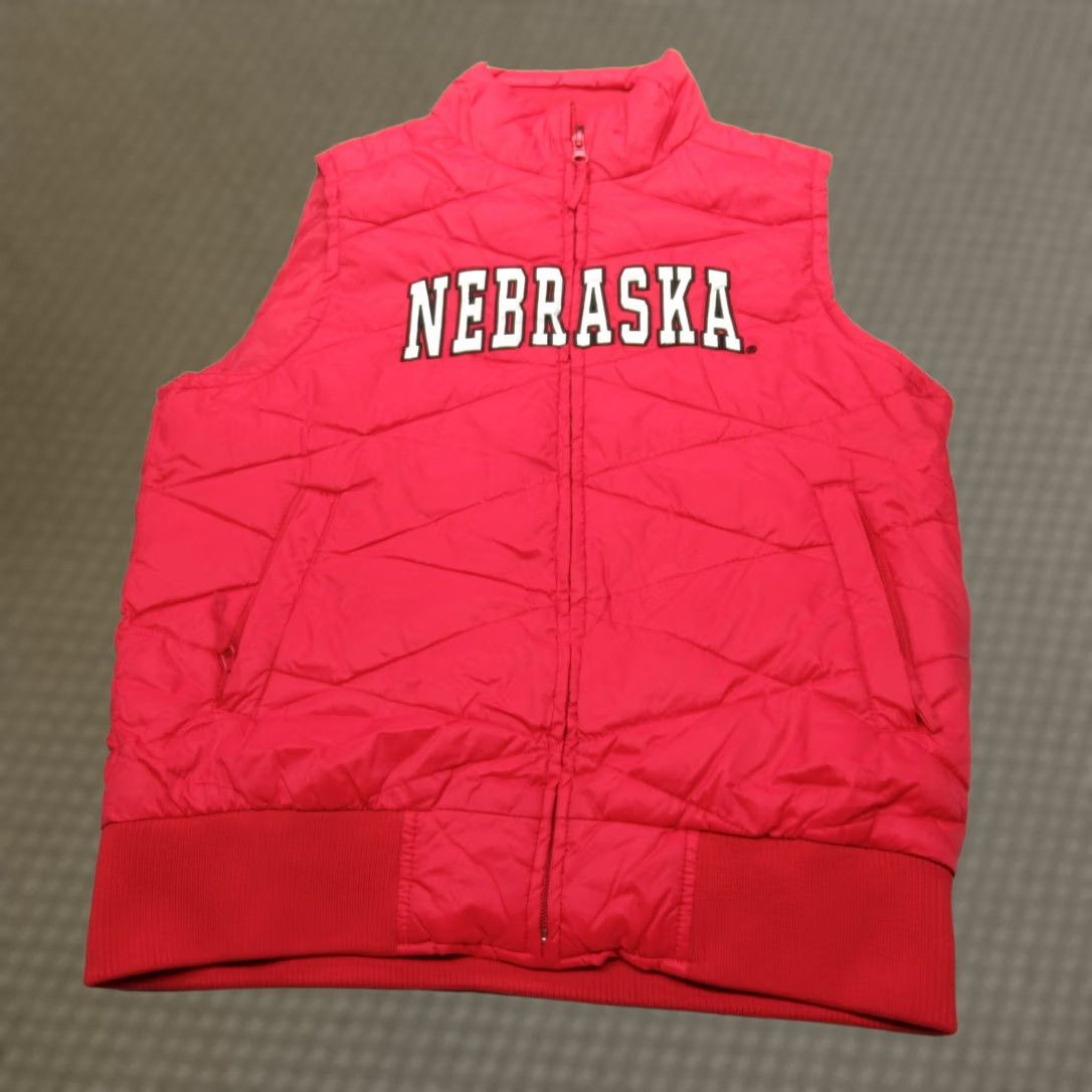 Vintage VINTAGE? Colosseum Vest Womens Medium Nebraska Cornhuskers Red Full Zip Quilted Puffer Size M / US 6-8 / IT 42-44 - 1 Thumbnail