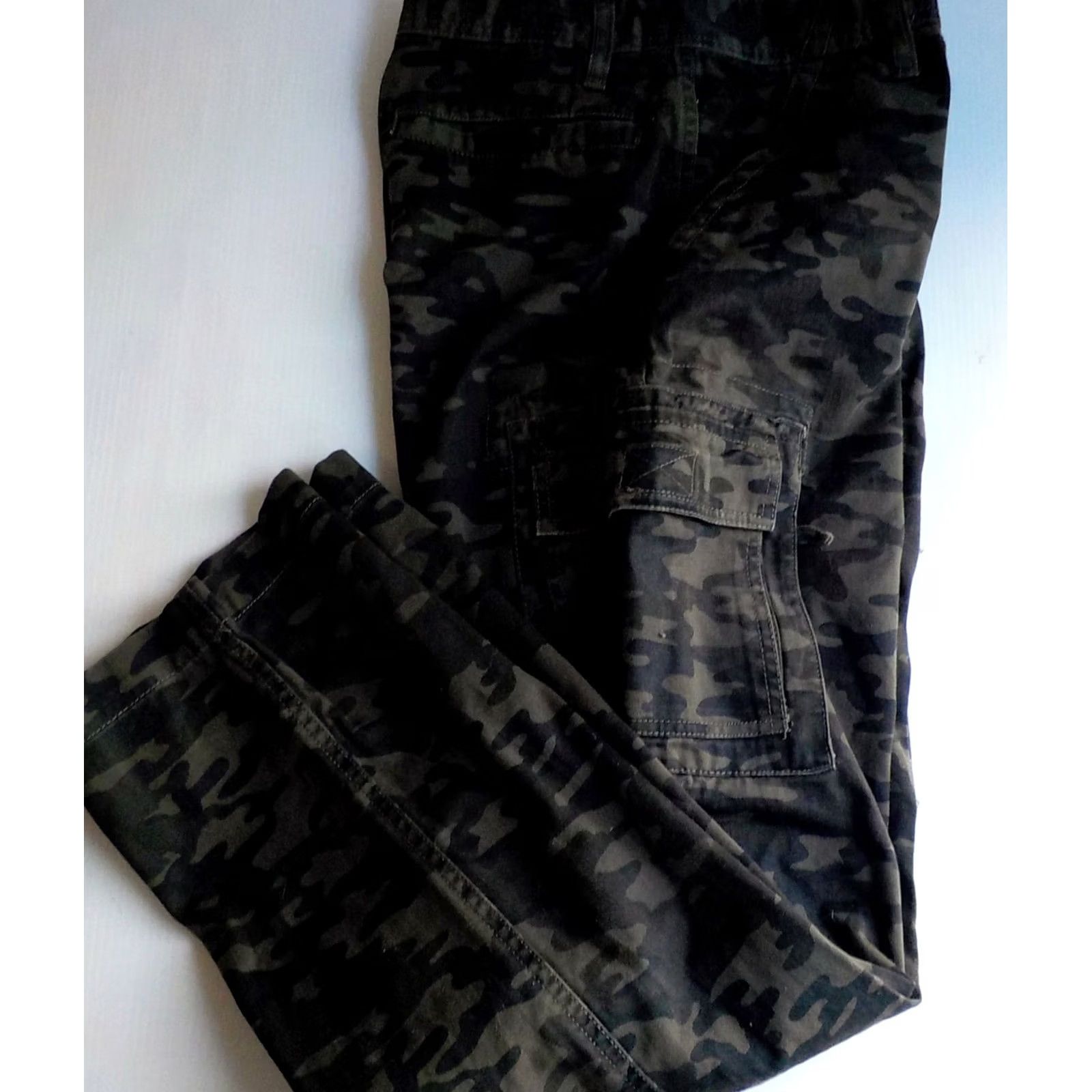 Vintage CASE i Camouflage Cargo Pants 32x32 100% Cotton Green Black Brown Men Casual Cargo Pants 32 Inseam Regular Size Size US 32 / EU 48 - 2 Thumbnail