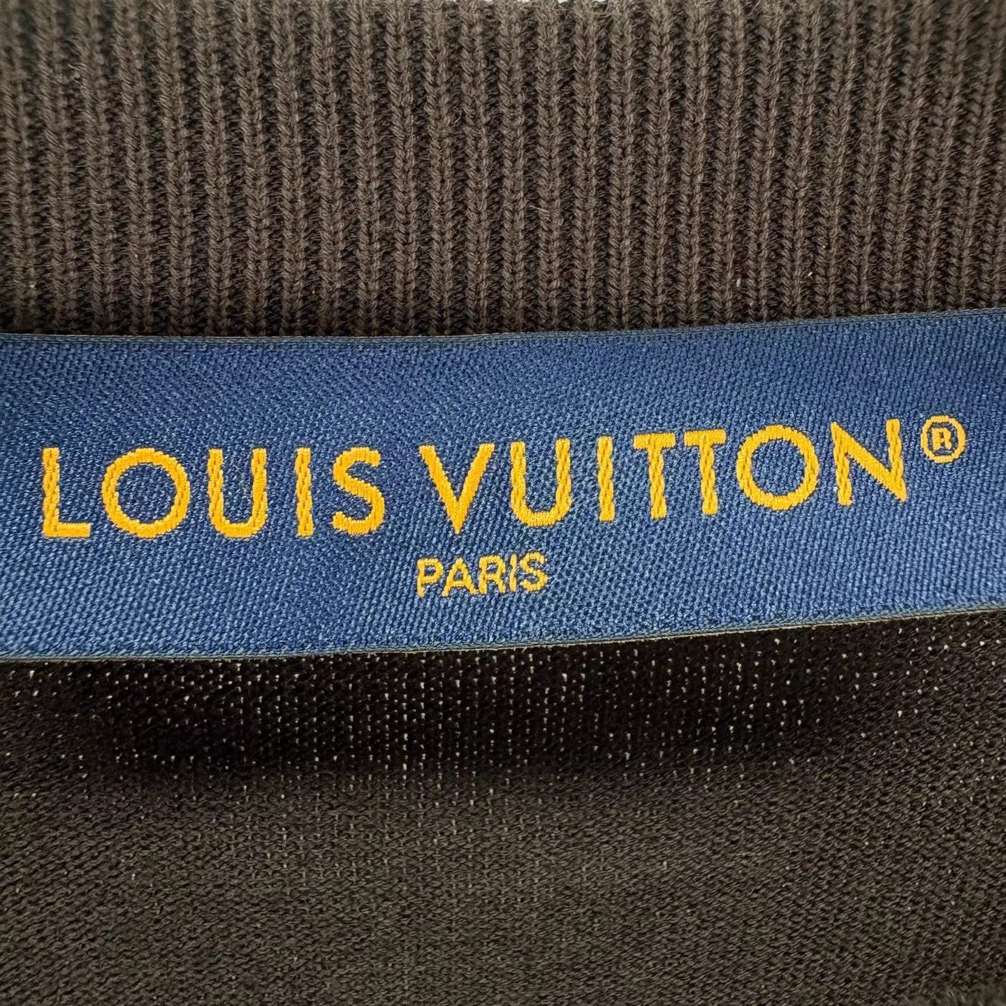 Louis Vuitton Louis Vuitton Pharrell Knit SS Intarsia Logo M Size US M / EU 48-50 / 2 - 6 Thumbnail