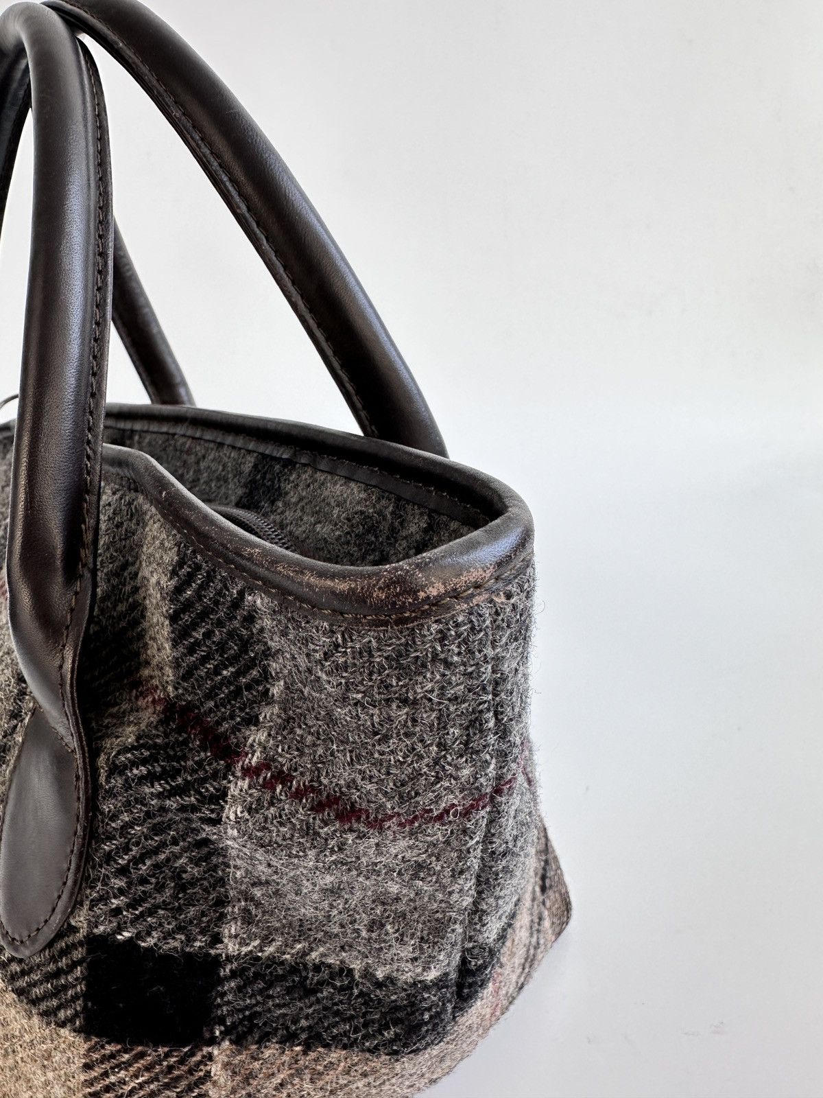Barbour Barbour Winter Tartan Wool Tote Bag Plaid Check Handbag Size ONE SIZE - 7 Thumbnail