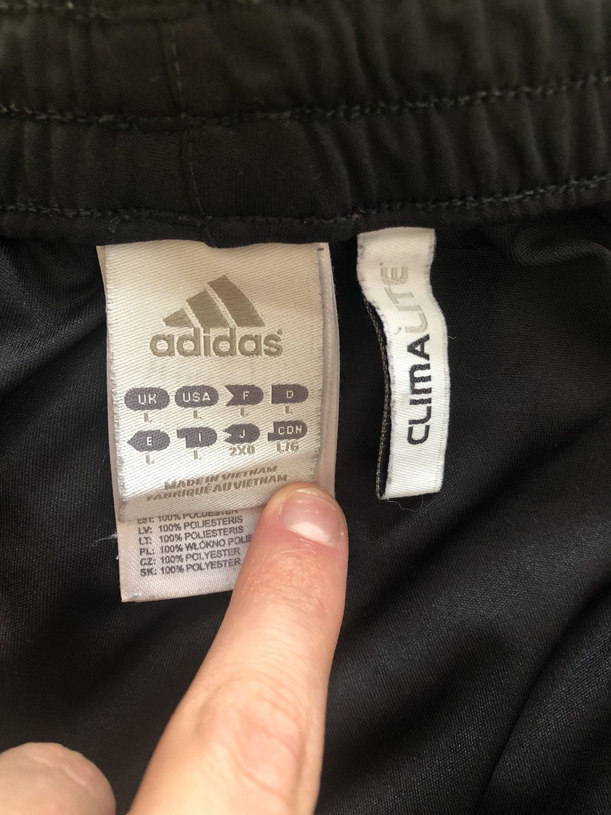 Adidas ADIDAS CLASSIC CLIMALITE SPORT RUNNING SHORTS Size US 35 - 4 Thumbnail