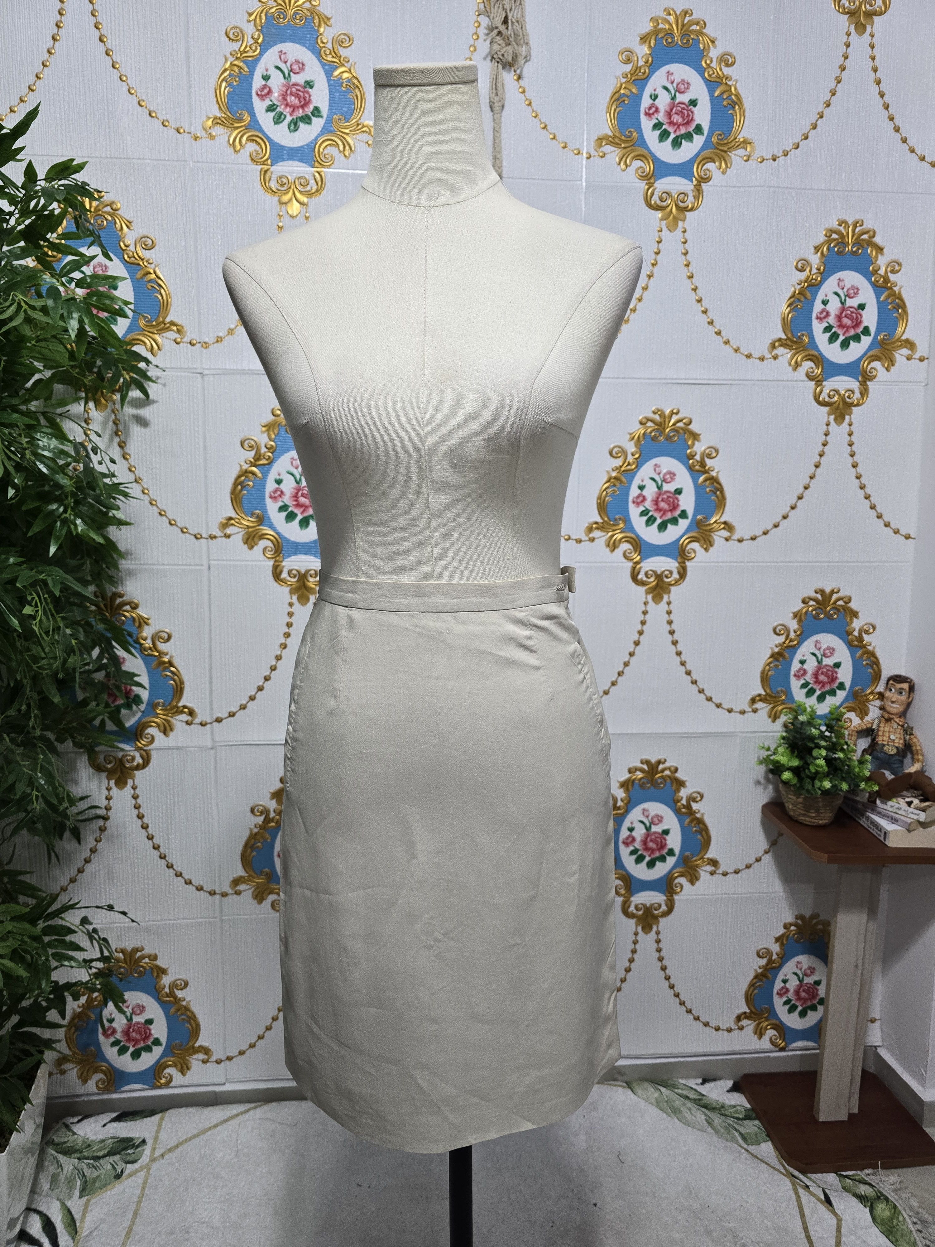Giorgio Armani × Vintage GIORGIO ARMANI vintage Rare ! Skirt small women Size 27" / US 4 / IT 40 - 1 Thumbnail