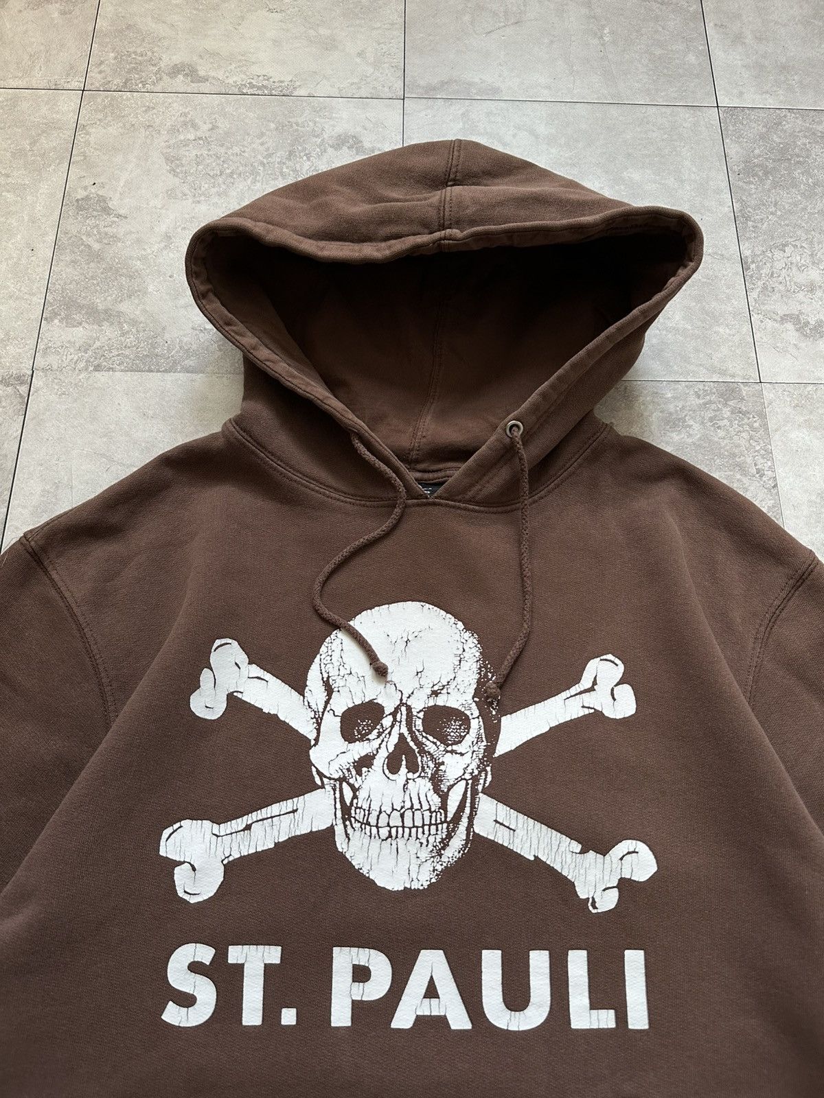 Other Vintage 90’s St.Pauli Brown Y2K Skull Hoodie Size L Size US L / EU 52-54 / 3 - 5 Thumbnail