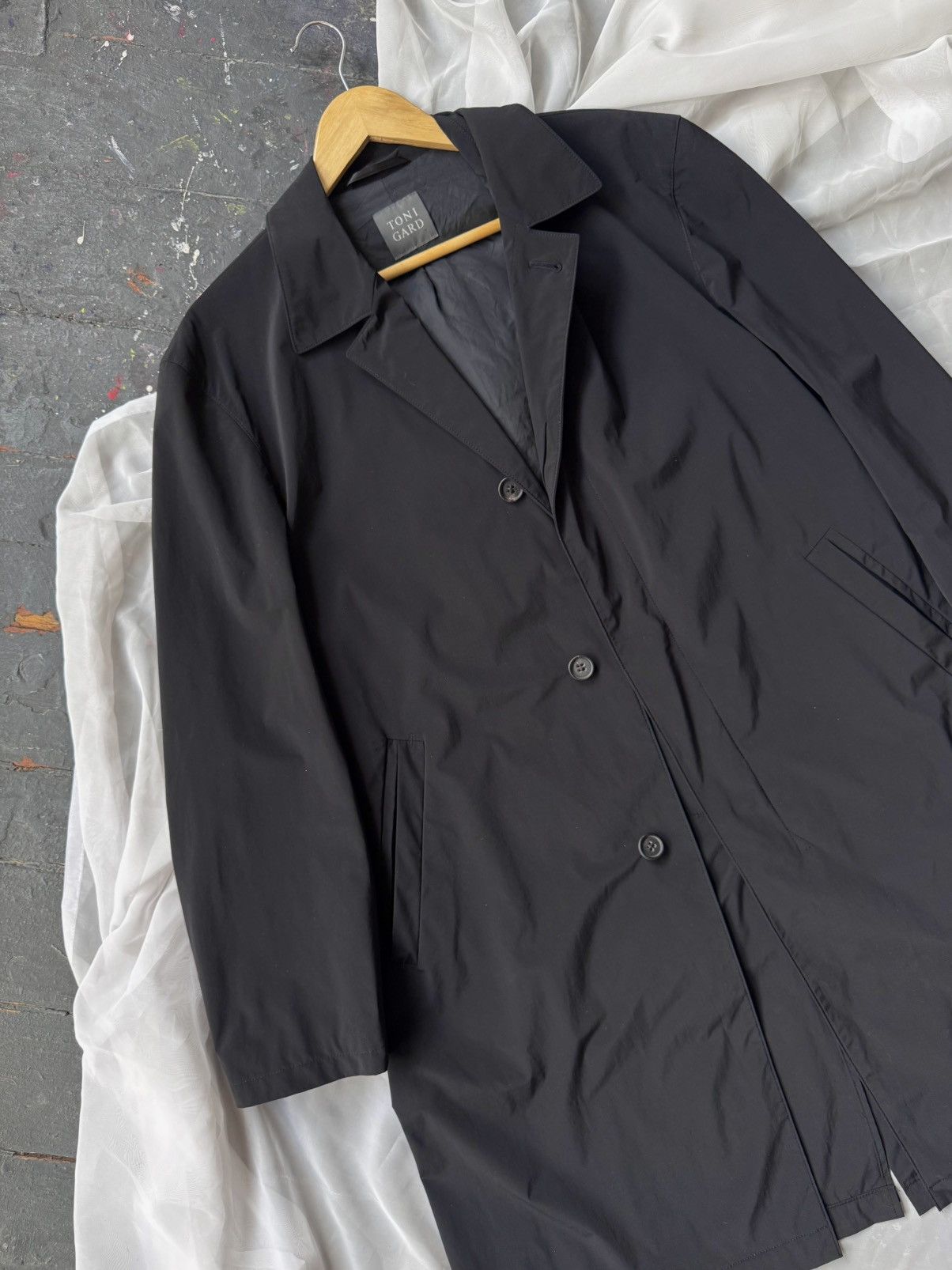 TONI GARD Vintage TONI GARD Minimalist Navy Technical Car Coat German Size US L / EU 52-54 / 3 - 21 Thumbnail