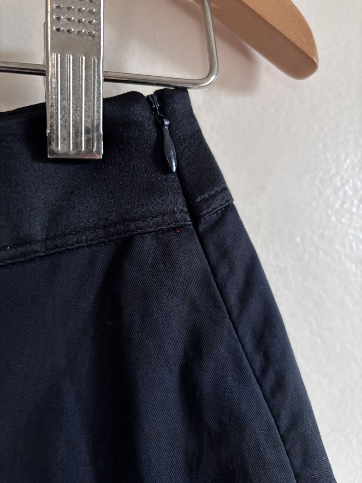 Jil Sander Jil Sander Pleated Navy Skirt size 34 Size 24" / US 00 / IT 34 - 2 Thumbnail