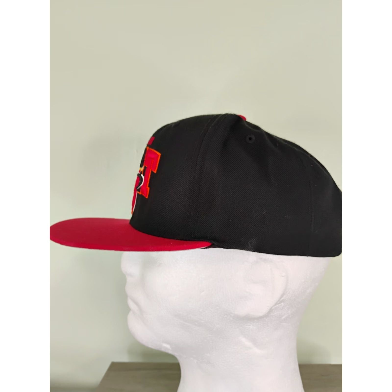 Mitchell & Ness Mitchell & Ness Miami Heat Hardwood Classics Snapback Hat Cap Black One Size Men Size ONE SIZE - 2 Thumbnail