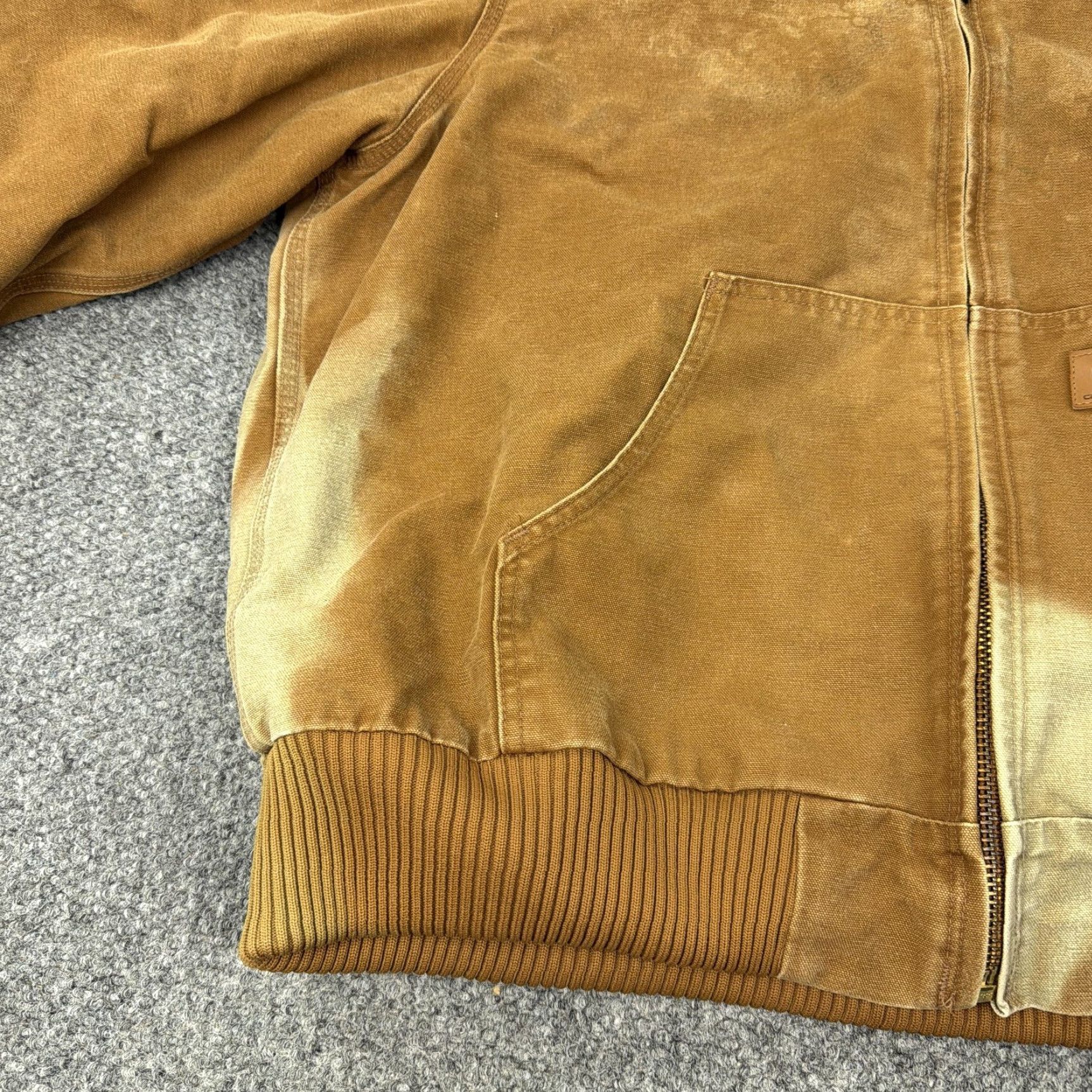 Carhartt VTG Carhartt J130 Jacket Mens XL Brown Duck Quilted Workwear Distressed Stained Size US XL / EU 56 / 4 - 4 Thumbnail