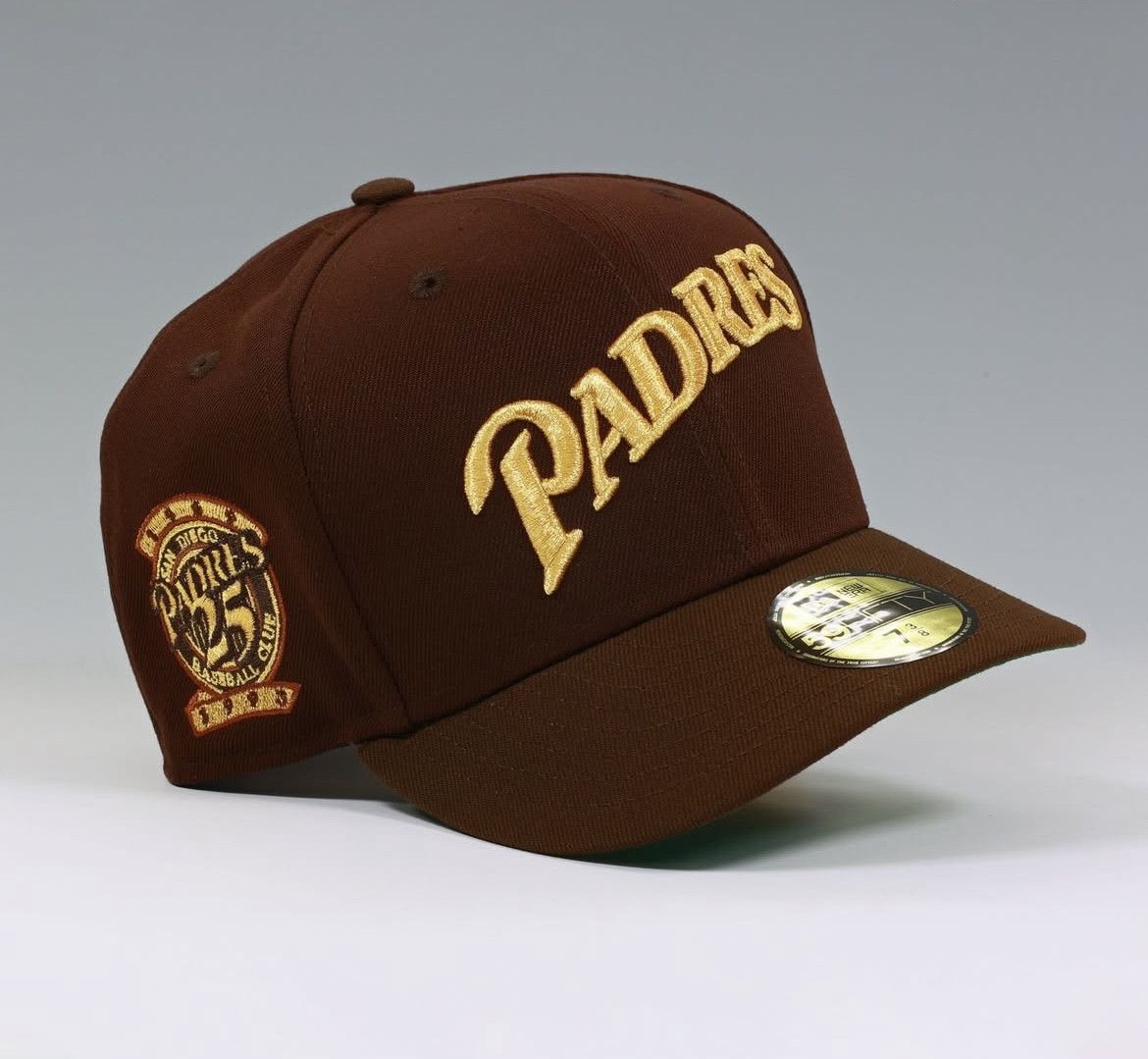 Hat Club × New Era 7 1/8 SD PADRES 25TH ANNIV. MILK CHOC. BAR W/ GOLD ALMONDS Size ONE SIZE - 1 Thumbnail