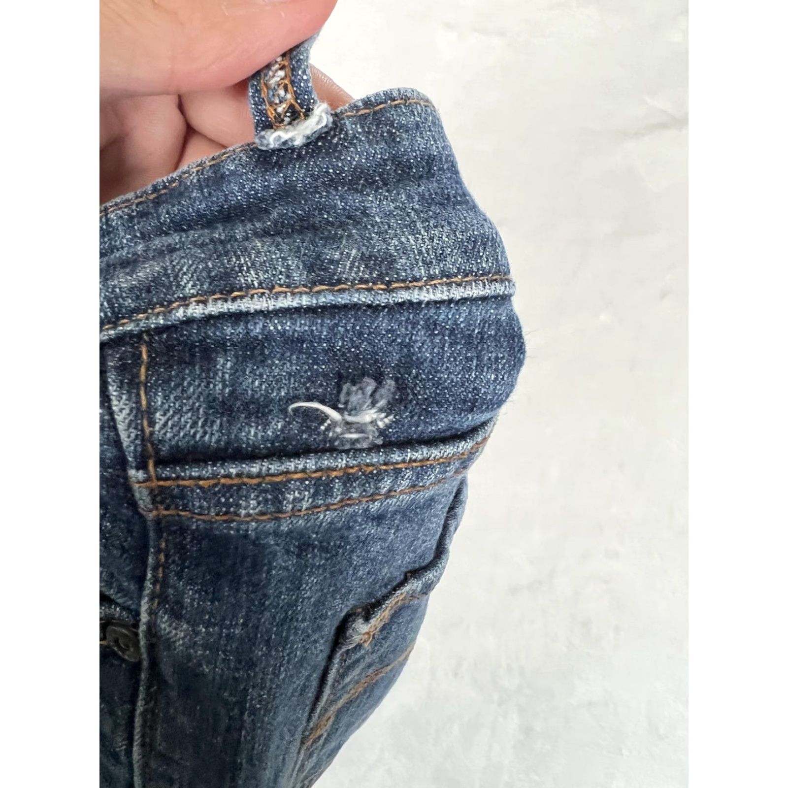 Levi's Levi's Mid Rise Skinny Jeans Womens 10 Blue Medium Wash Denim Slim Stretch Pocketed 5-Pocket Classic Zip Womens Size 32" / US 10 / IT 46 - 6 Thumbnail