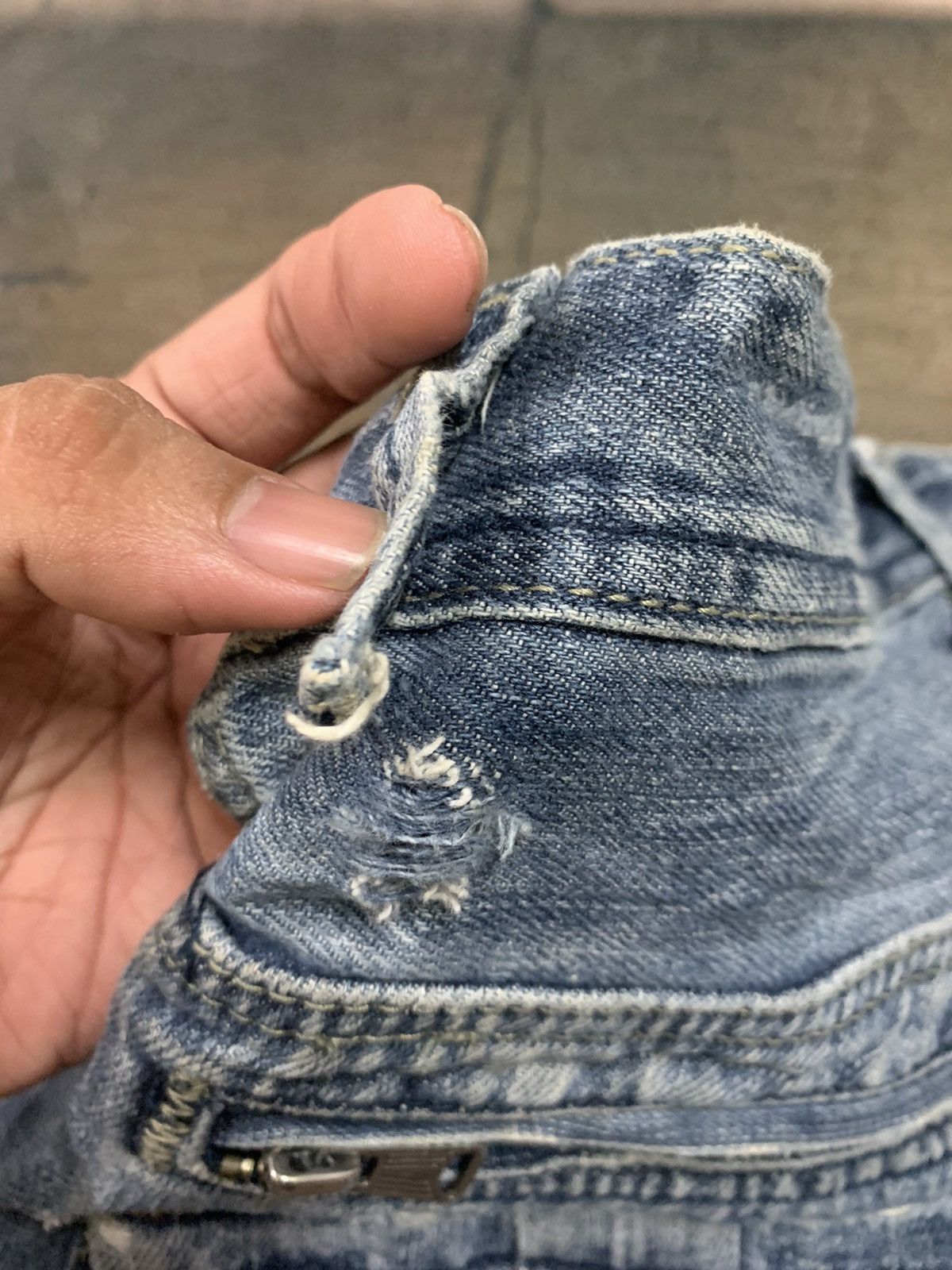 Japanese Brand DISTRESSED PUNK SLIM JEANS LOT OF BUTTON BY TAKESHY KUROSAWA Size US 31 - 19 Thumbnail