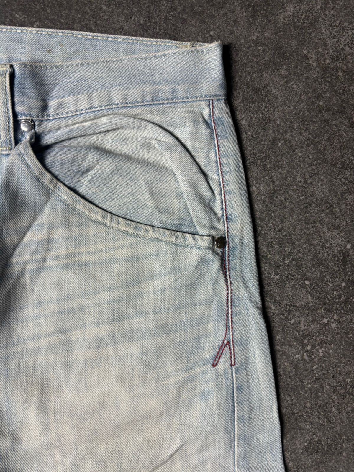 Levi's 2000s Levis Engineered Twisted Baby Blue Jeans Size US 32 / EU 48 - 6 Thumbnail