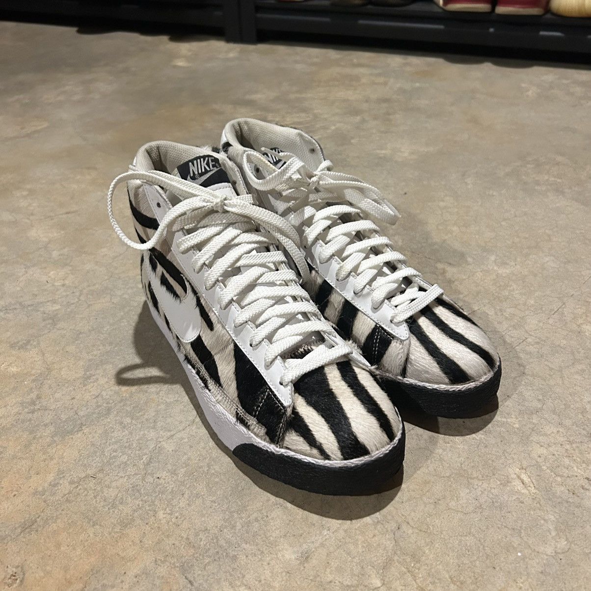 Nike Nike SB Blazer Mid Premium Zebra Pony Hair 2007 US 10.5 Size US 10.5 / EU 43-44 - 10 Thumbnail