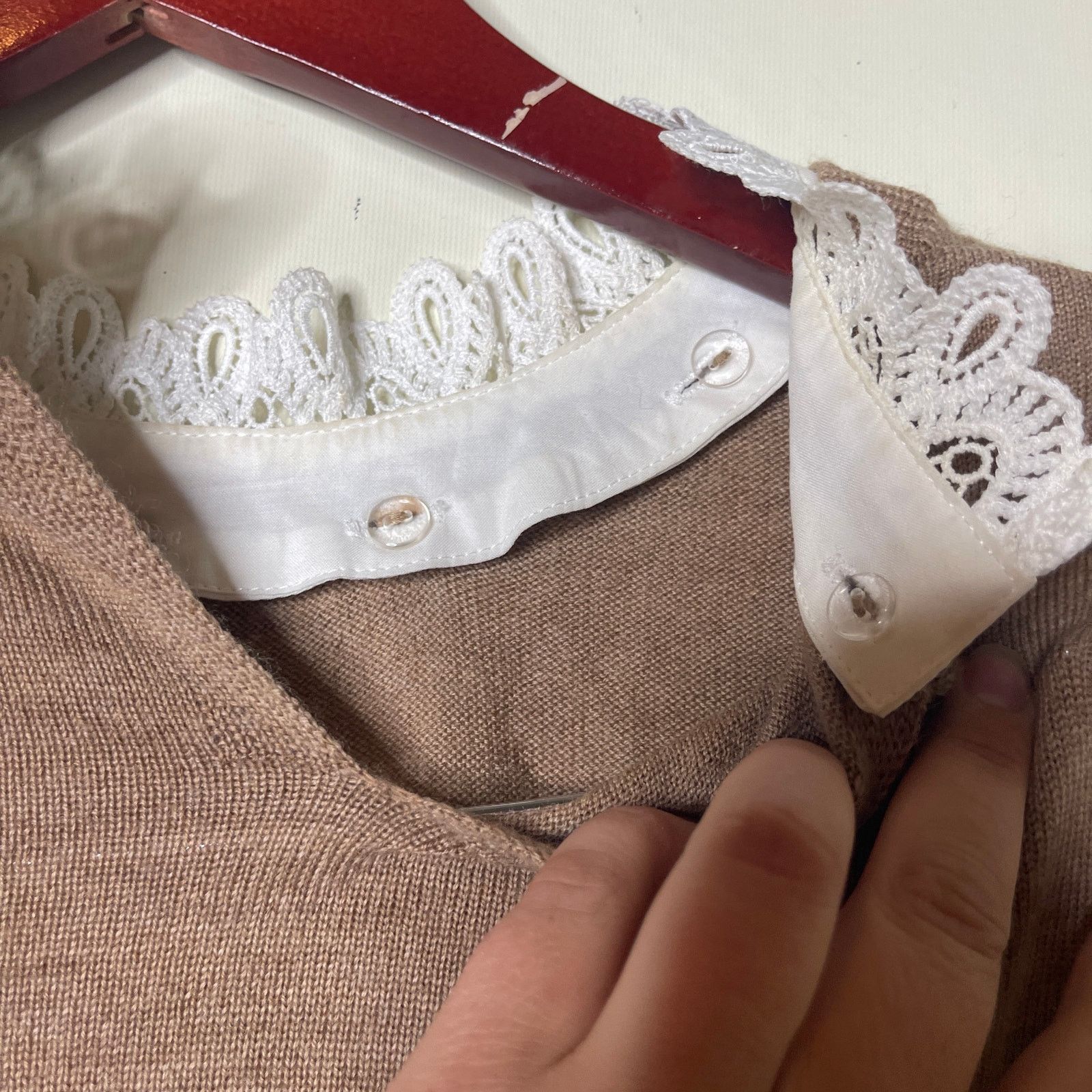 Sezane Sezane Eduardo camel merino wool jumper white lace collar XS Size XS / US 0-2 / IT 36-38 - 10 Thumbnail