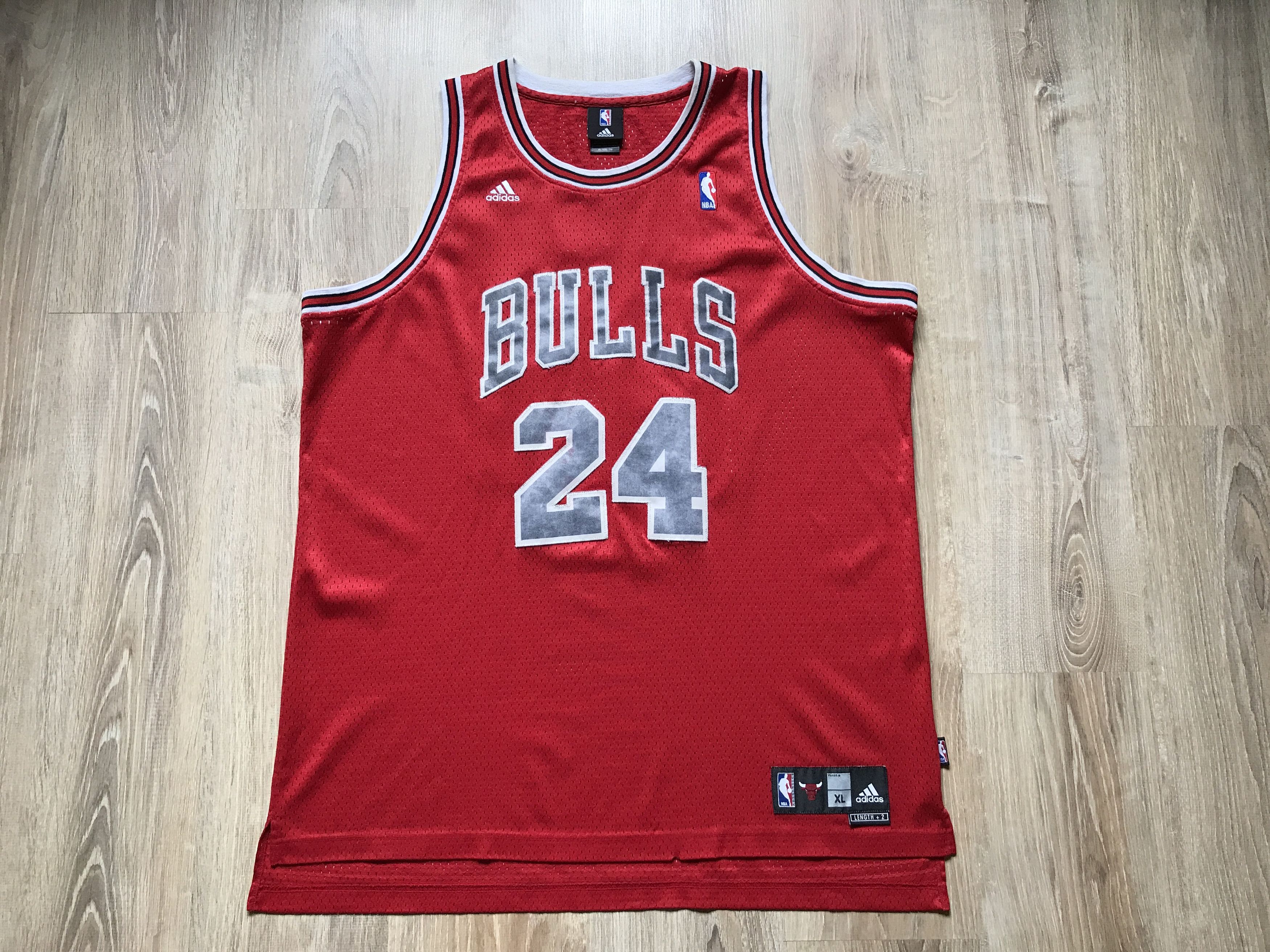 NBA × Vintage Chicago Bulls NBA Thomas #24 Adidas Jersey Size US XL / EU 56 / 4 - 2 Thumbnail