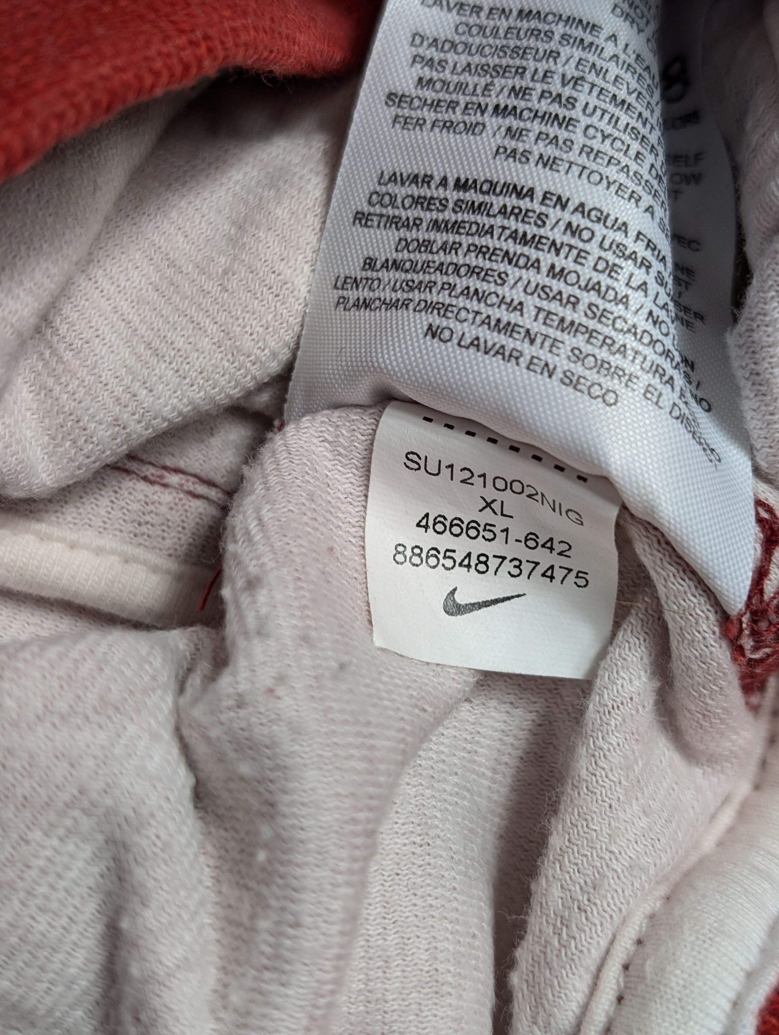 Nike Nike Men's Red Swoosh Zip-Up Hoodie Vintage Football Size US XL / EU 56 / 4 - 6 Thumbnail