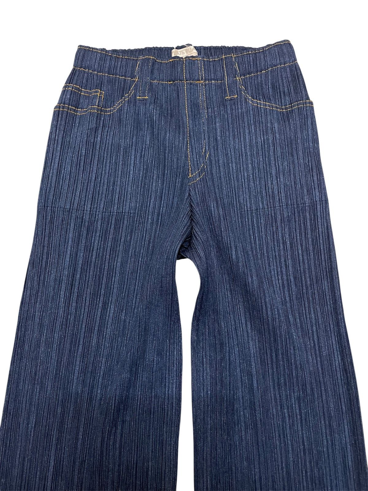 Pleats Please Issey Miyake Pleats Please Denim Transfer Trompe L'oeil Pants Size 34" / US 12 / IT 48 - 2 Thumbnail