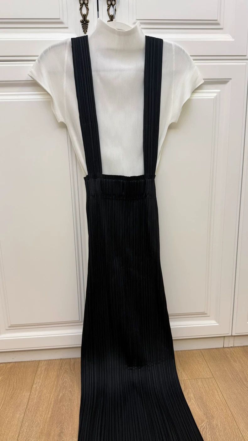 Issey Miyake Issey Miyake Pleated Suspender Skirt - dmc Size US 30 / EU 46 - 1 Thumbnail