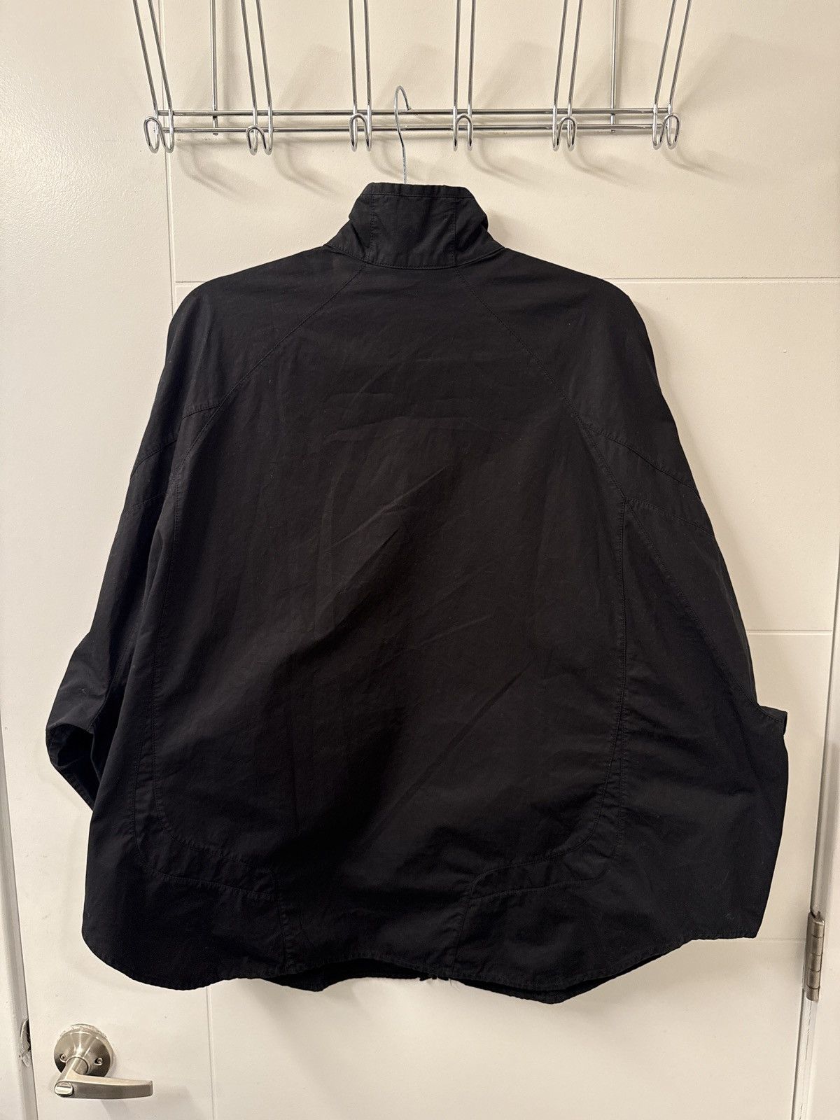 Balenciaga Balenciaga 3B Logo Track Suit Jacket in Black Size US S / EU 44-46 / 1 - 6 Thumbnail