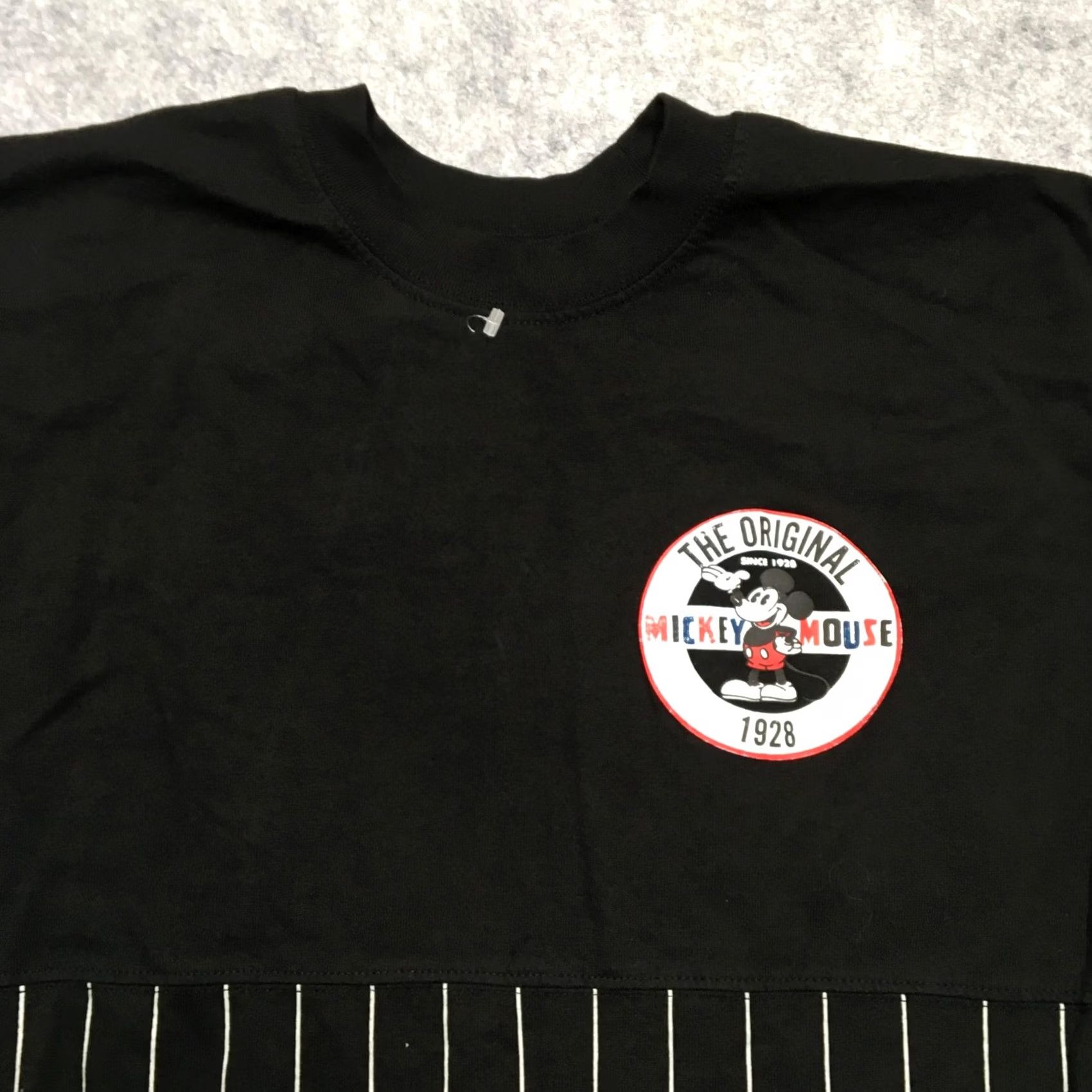 Disney Disney Spirit Jersey Shirt Mens XL Black Pinstripe Mickey Mouse 28 Pullover Logo Size US XL / EU 56 / 4 - 3 Thumbnail