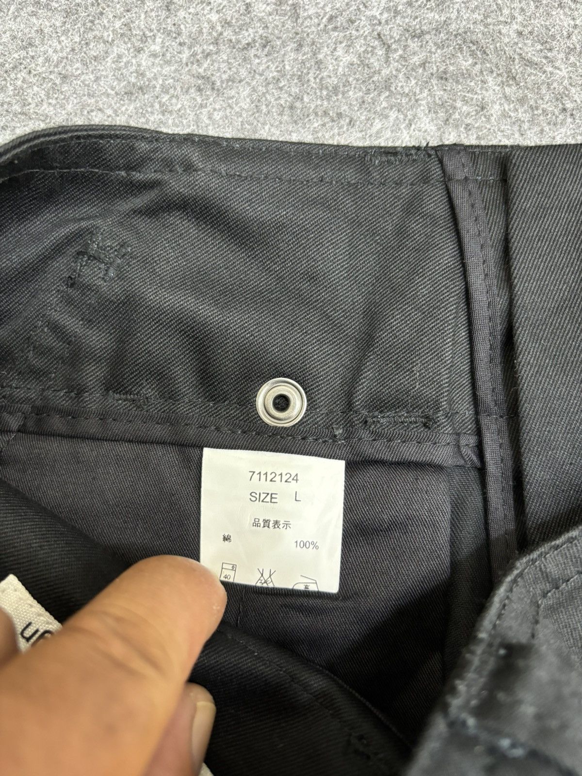 Japanese Brand 💥Punk Style💥Semantic Design Multipockets Zipper Pant F488 Size US 33 - 4 Thumbnail