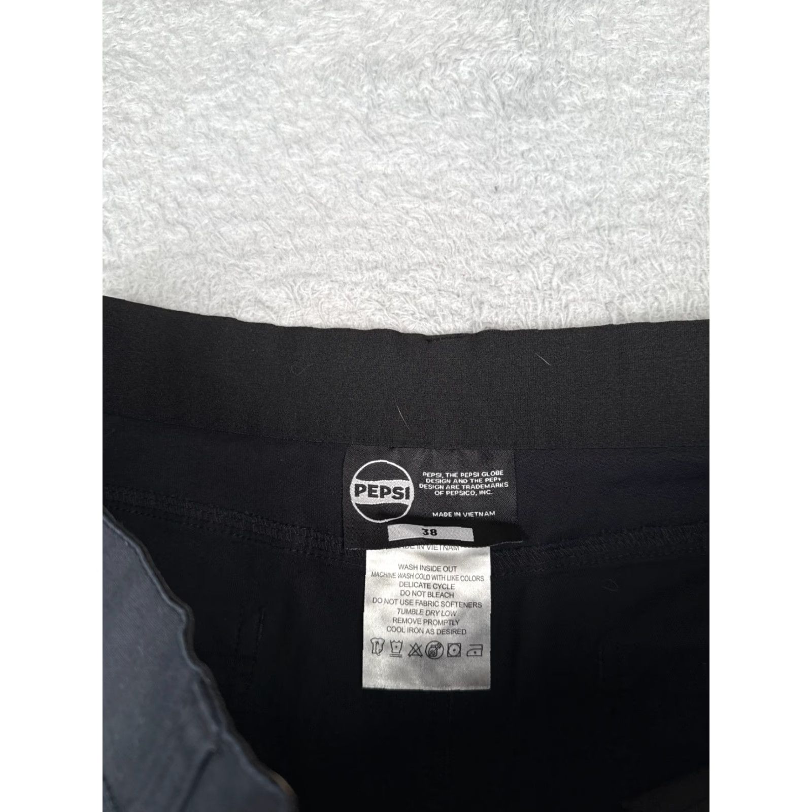 Vintage Pepsi Shorts Adult 38 Black Blue Pockets Work Uniform PM-SHORT Cotton Blend 10" Mens Size US 38 / EU 54 - 7 Thumbnail