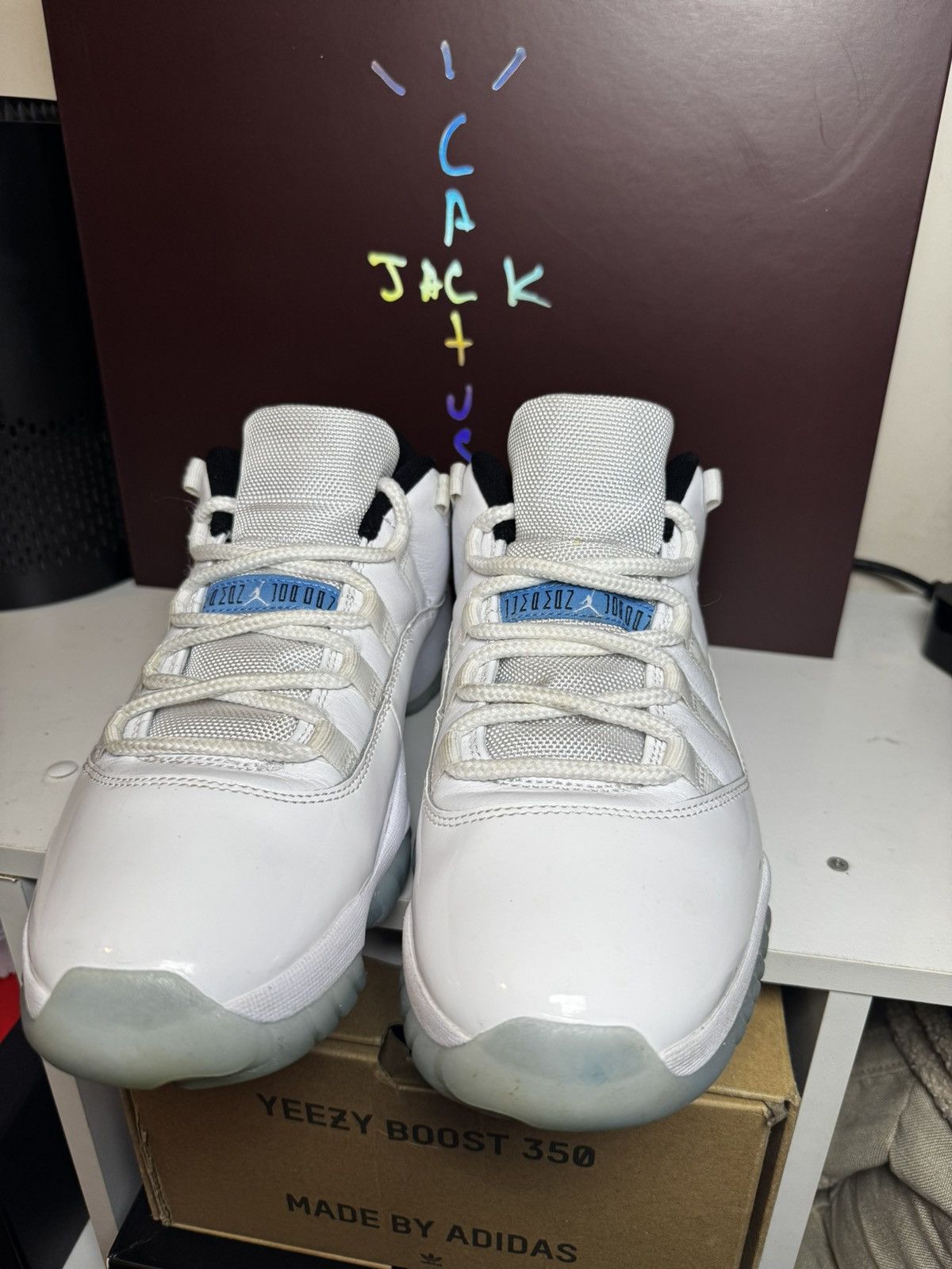 Jordan Brand × Nike Jordan 11 Retro Low “Legend Blue/Columbia” US 10🐂 Size US 10 / EU 43 - 2 Thumbnail