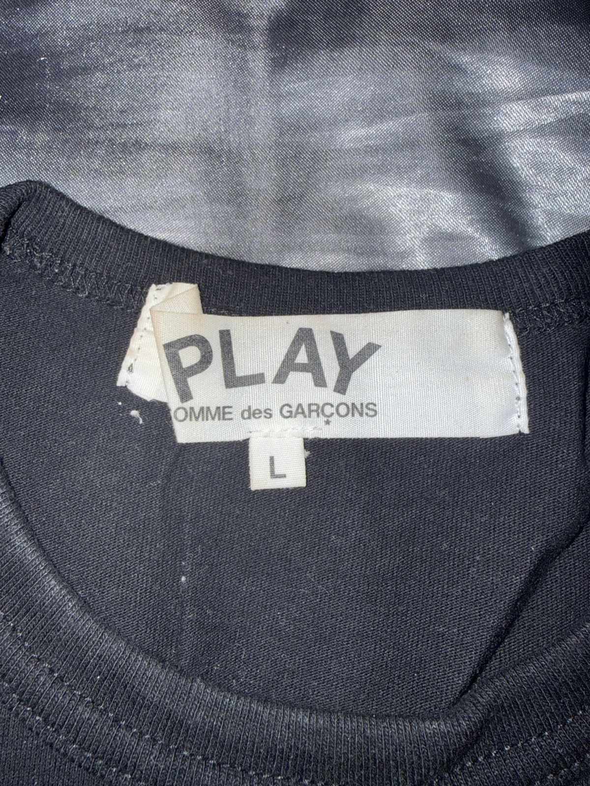 CDG by Comme des Garcons COMME DES GARCONS Play Men's Sz Small Black Gold Heart Size US L / EU 52-54 / 3 - 2 Thumbnail