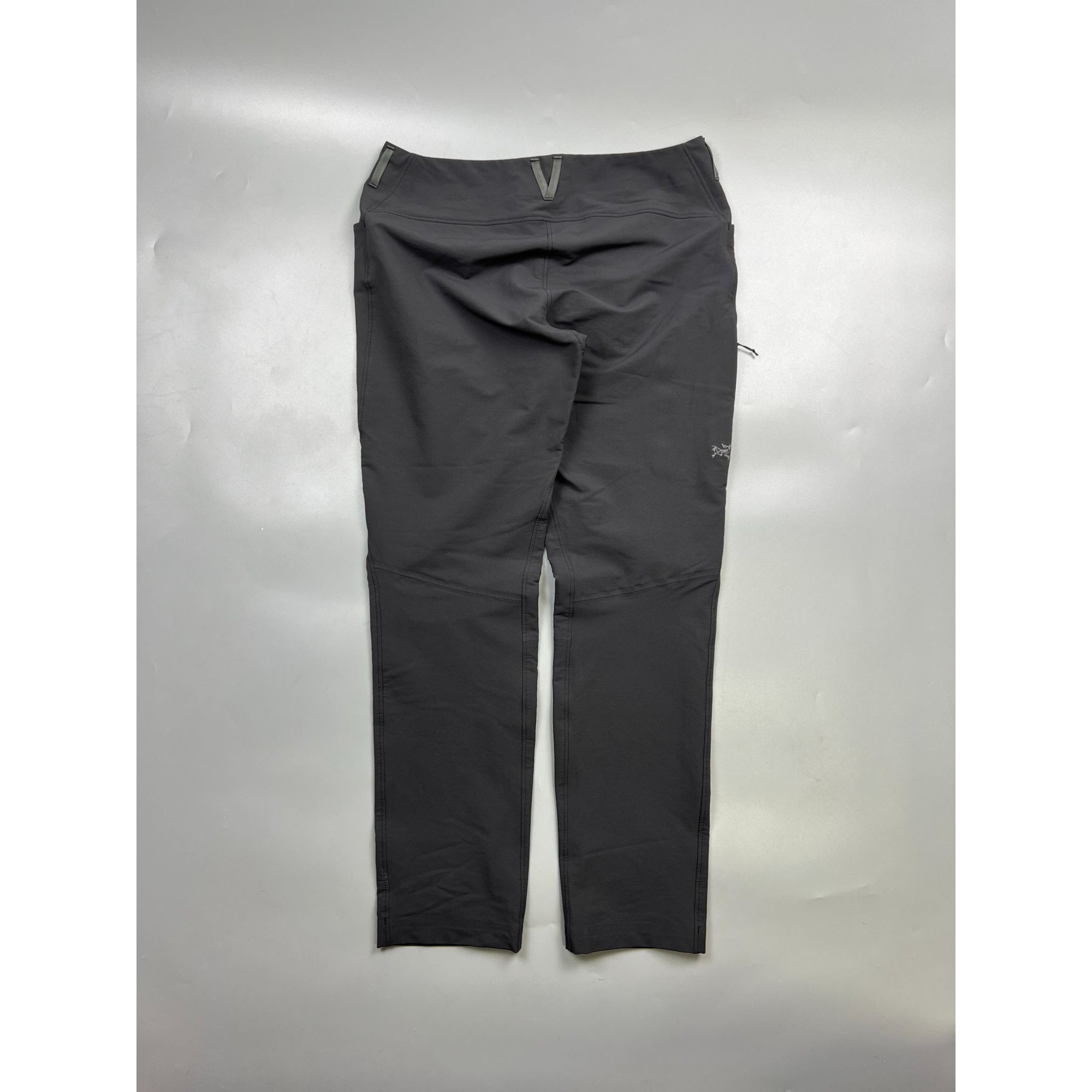 Arc'teryx Arc’teryx Nylon Cargo Trekking Pants (Y0775) Size 30" / US 8 / IT 44 - 12 Thumbnail