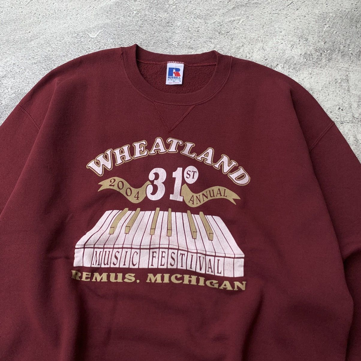 Russell Athletic Vintage 90’s Russell Wheatland music Festival Sweatshirt Size US XL / EU 56 / 4 - 2 Thumbnail