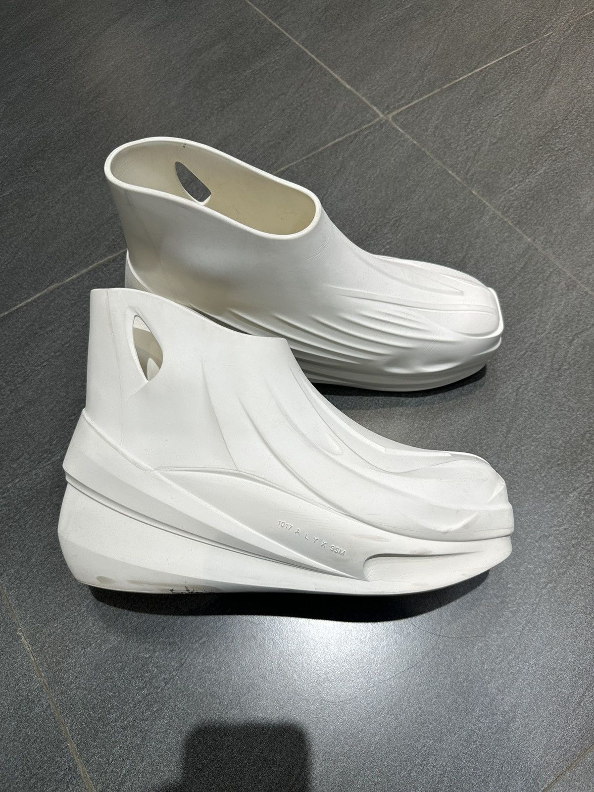 1017 ALYX 9SM 1017 ALYX 9SM Alyx Mono Boots Size US 11 / EU 44 - 4 Thumbnail