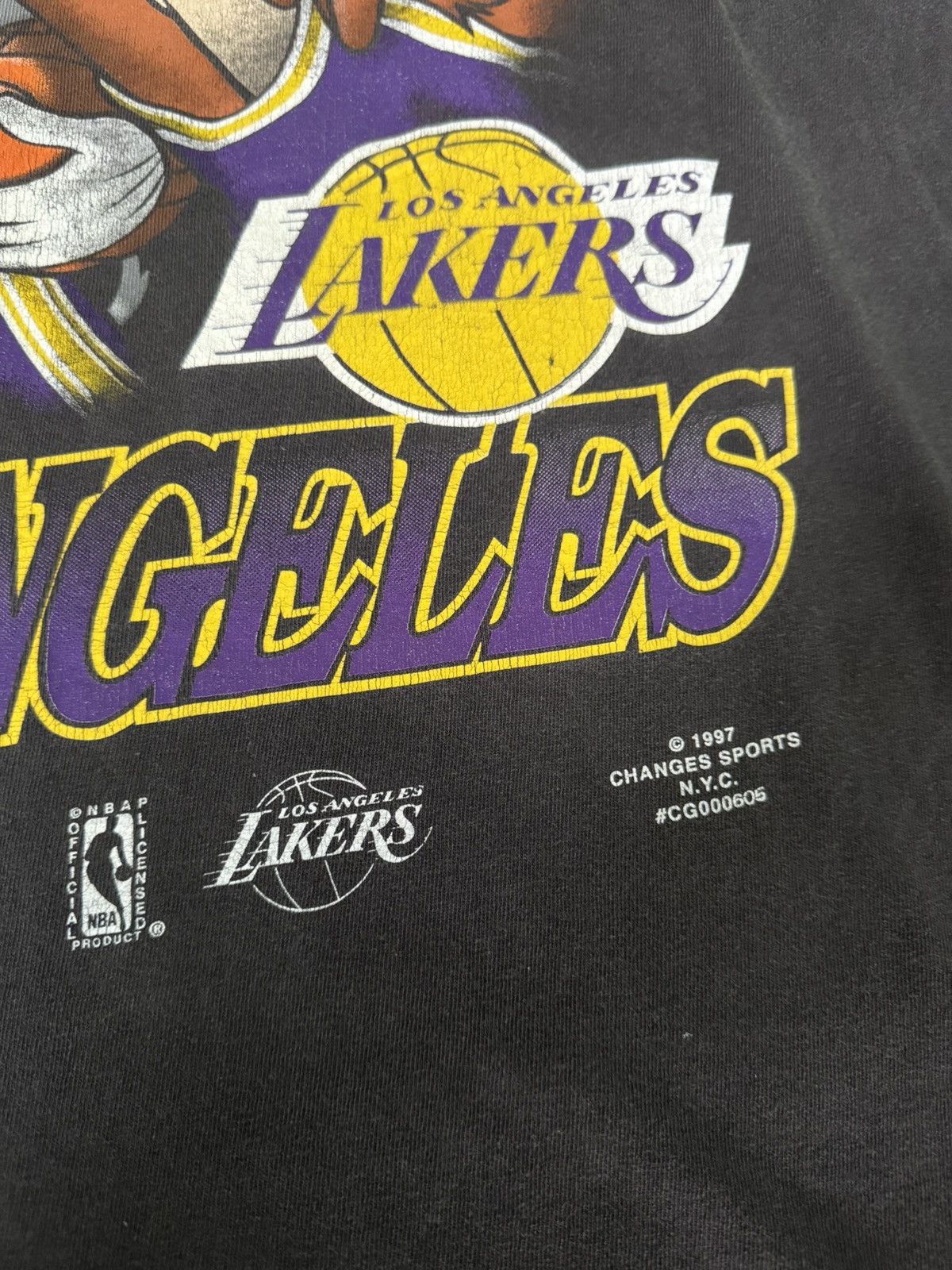 Vintage VTG Looney Tunes Los Angeles Lakers 90s Size US XL / EU 56 / 4 - 4 Thumbnail