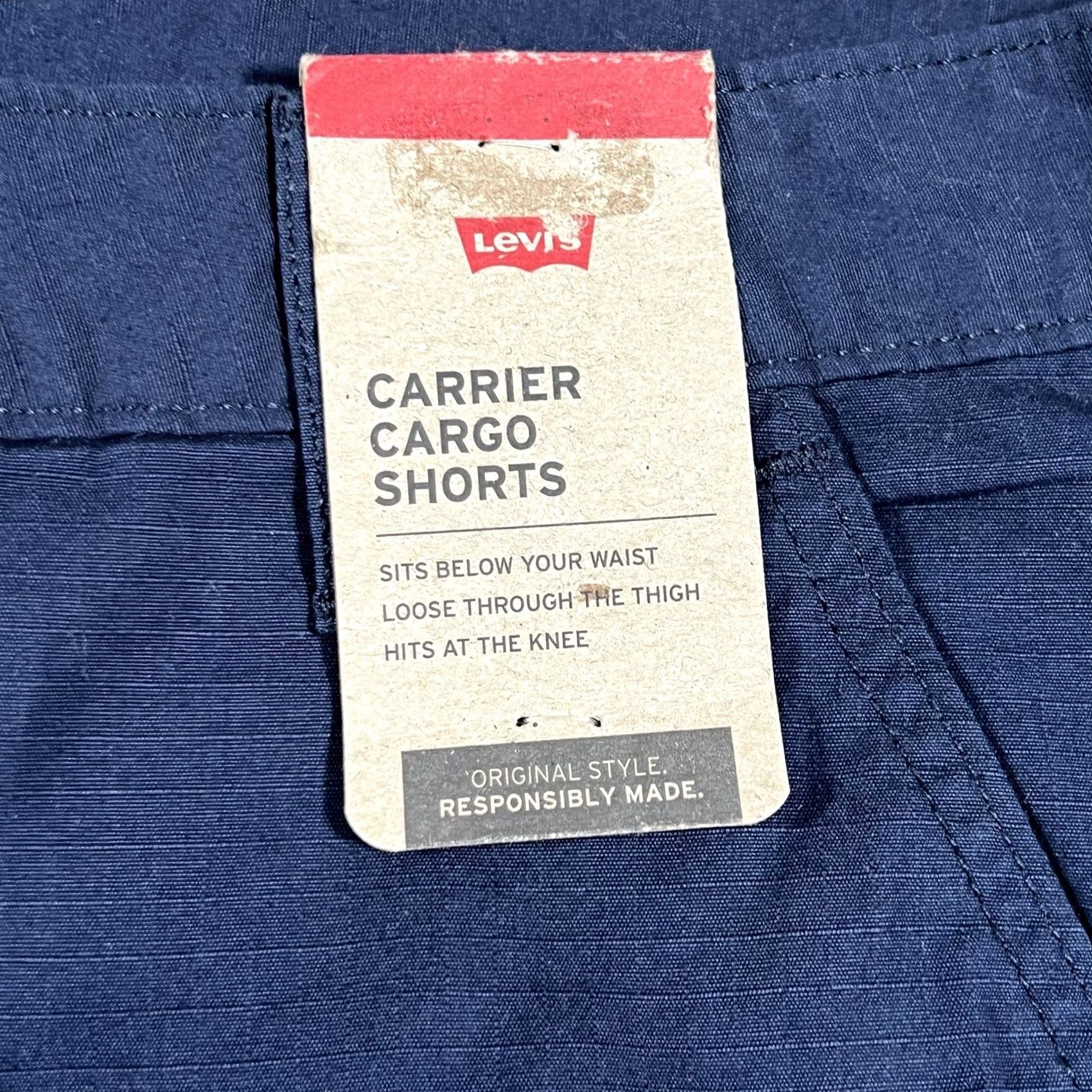 Levi's VINTAGE? No. Levi's Cargo Shorts Mens 29 Blue Cotton Casual & Stylish Shorts (Regular) Mens Boy? Size US 29 - 2 Thumbnail
