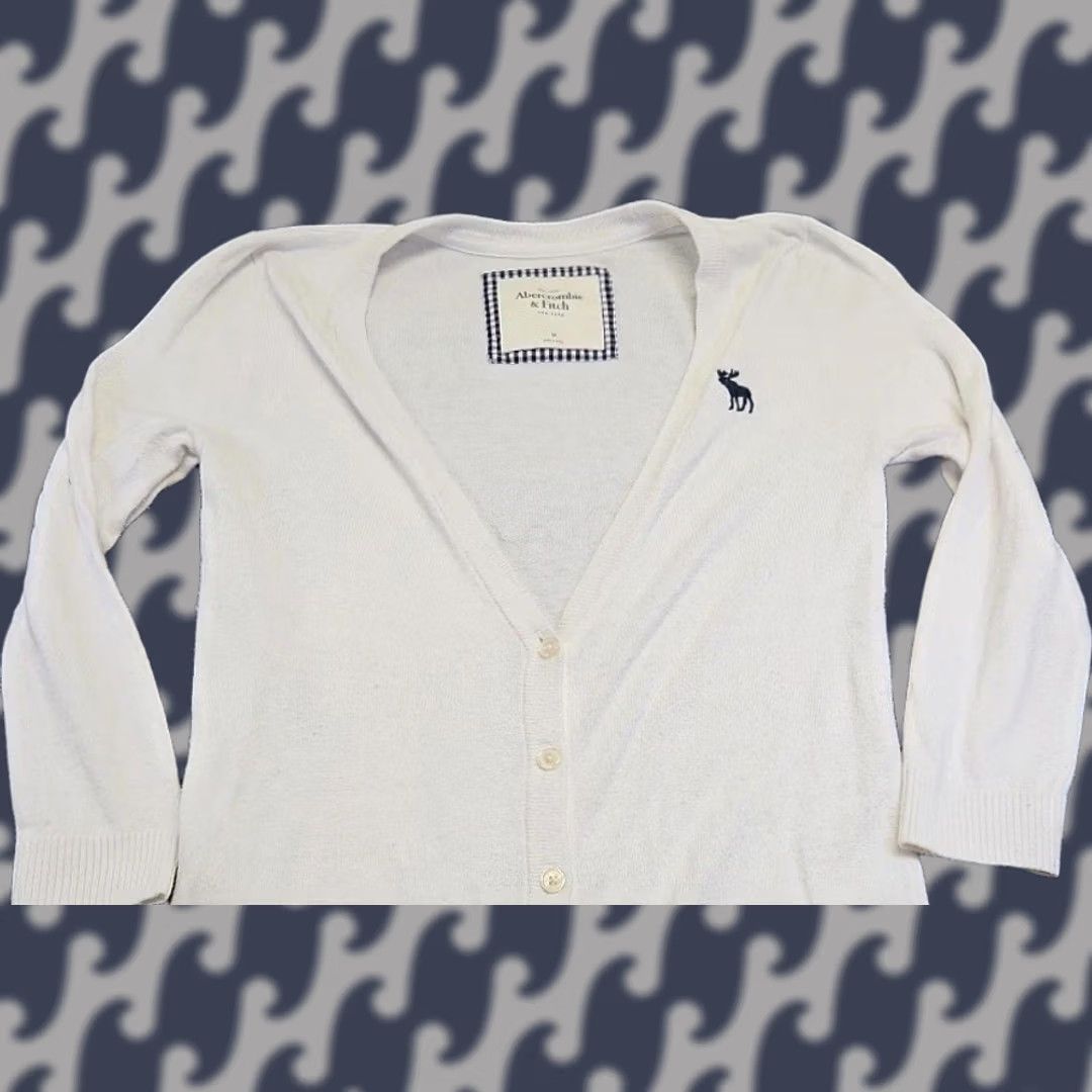 Abercrombie & Fitch Abercrombie & Fitch Cardigan Women’s V-Neck White Moose Logo M Sweater Preppy Long Sleeve Womens Size M / US 6-8 / IT 42-44 - 1 Thumbnail