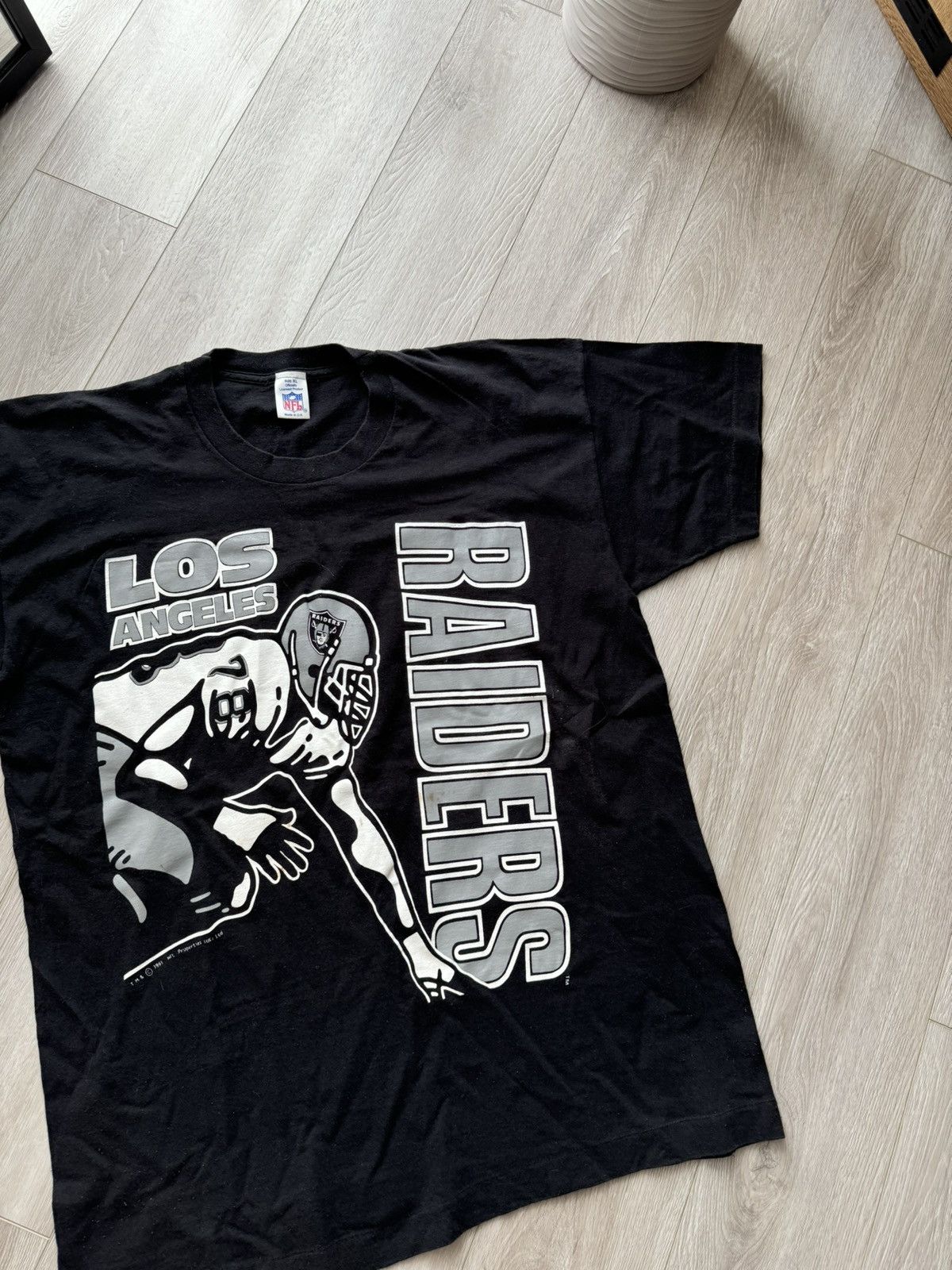Vintage Vintage 1991 Bo Jackson Las Vegas Raiders t shirt Size US XL / EU 56 / 4 - 3 Thumbnail