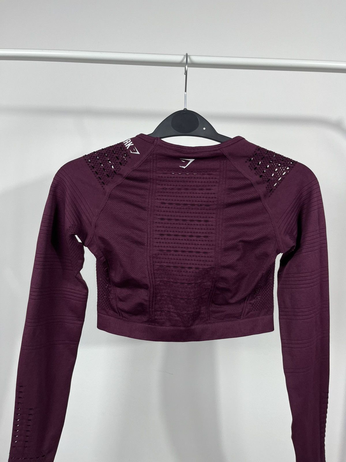 Gymshark Gymshark Women’s Flex Seamless Long Sleeve Crop Top XS Plum Size XS / US 0-2 / IT 36-38 - 11 Thumbnail