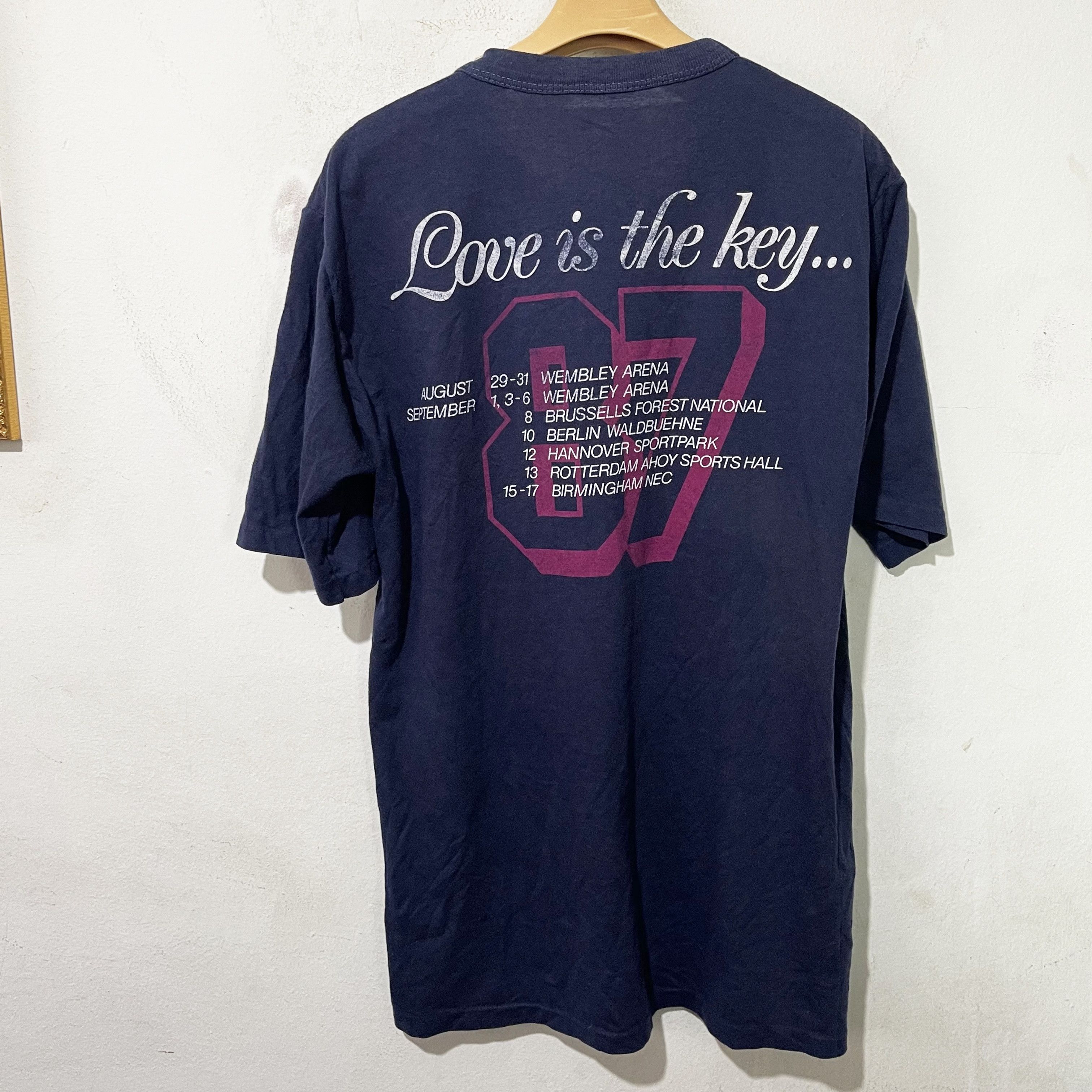 Band Tees Vintage 1987 Stevie Wonder Love Is The Key Tour Shirt Size US M / EU 48-50 / 2 - 4 Thumbnail