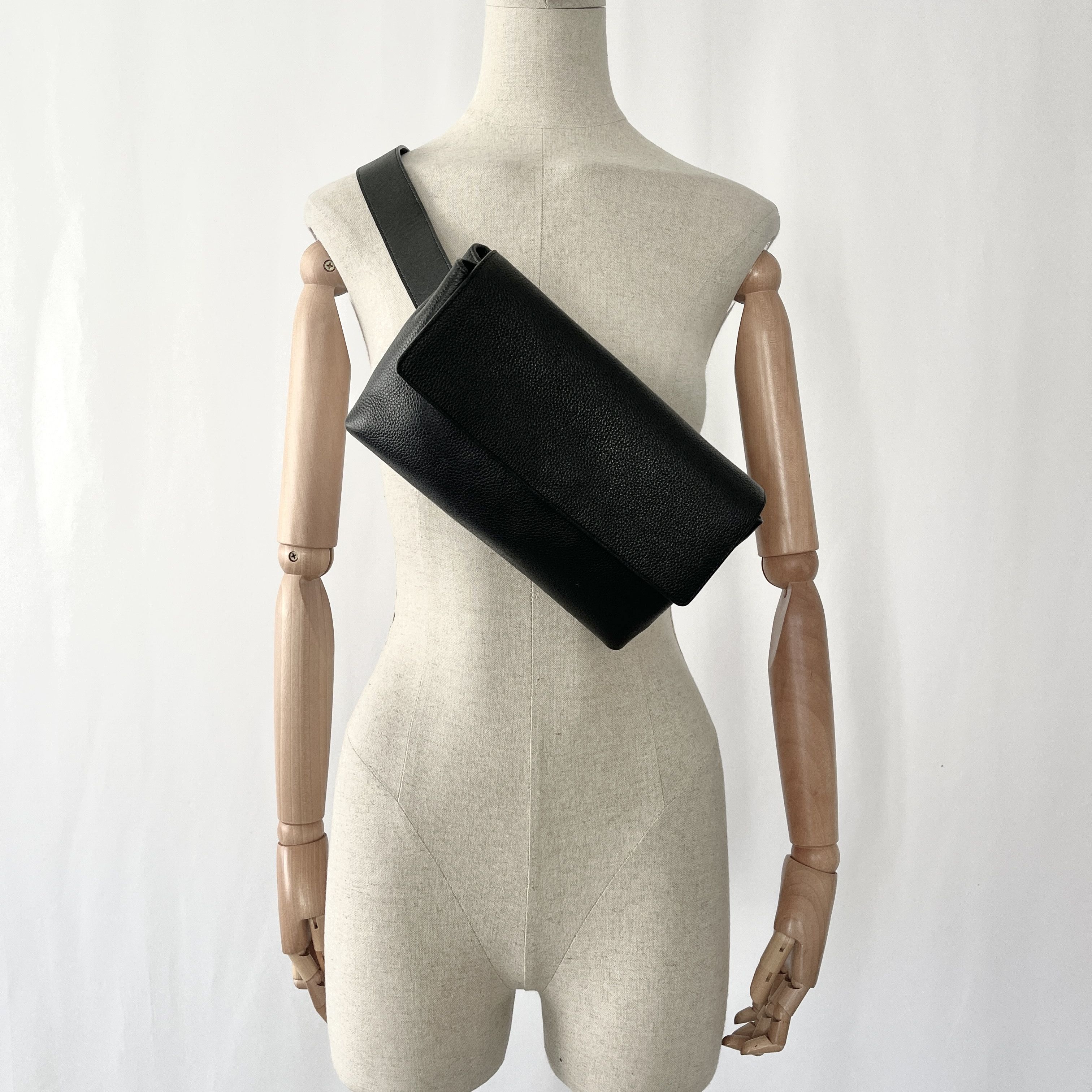 Ann Demeulemeester ANN DEMEULEMEESTER Arta Black Leather Waist Bag Size ONE SIZE - 7 Thumbnail