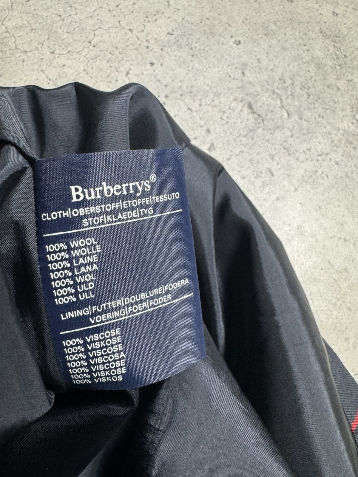 Burberry Burberrys Checkered Wool Skirt Vintage 90’s Size 28" / US 6 / IT 42 - 8 Thumbnail