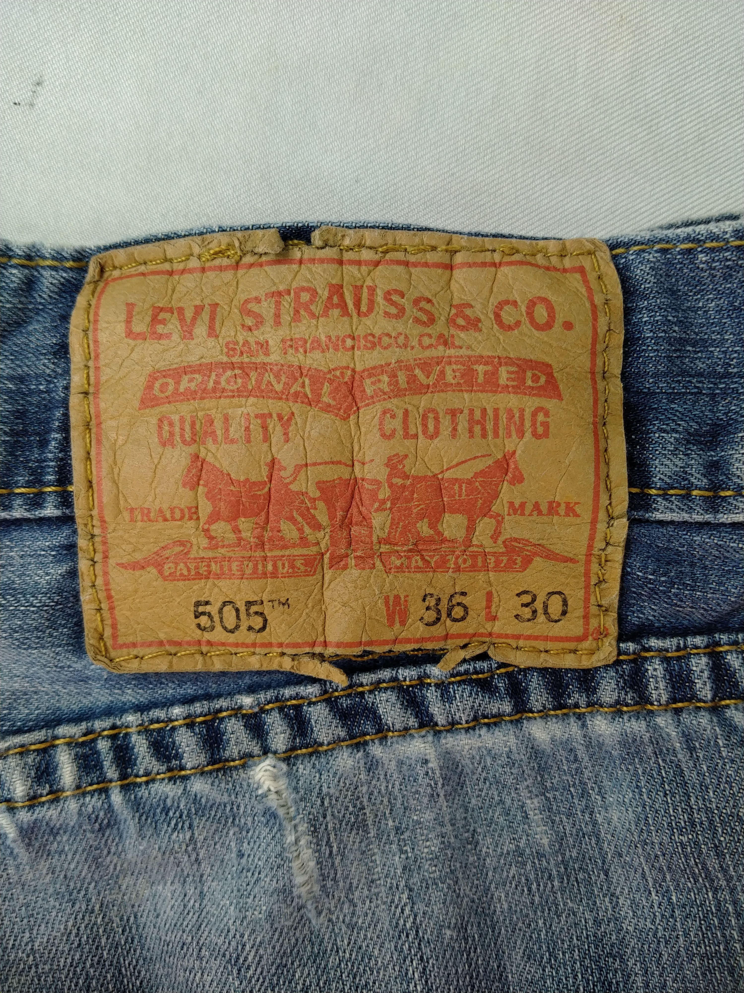 Levi's Blue Levi's 505 Distressed Denim 37 x 30 -JN127 Size US 37 - 15 Thumbnail
