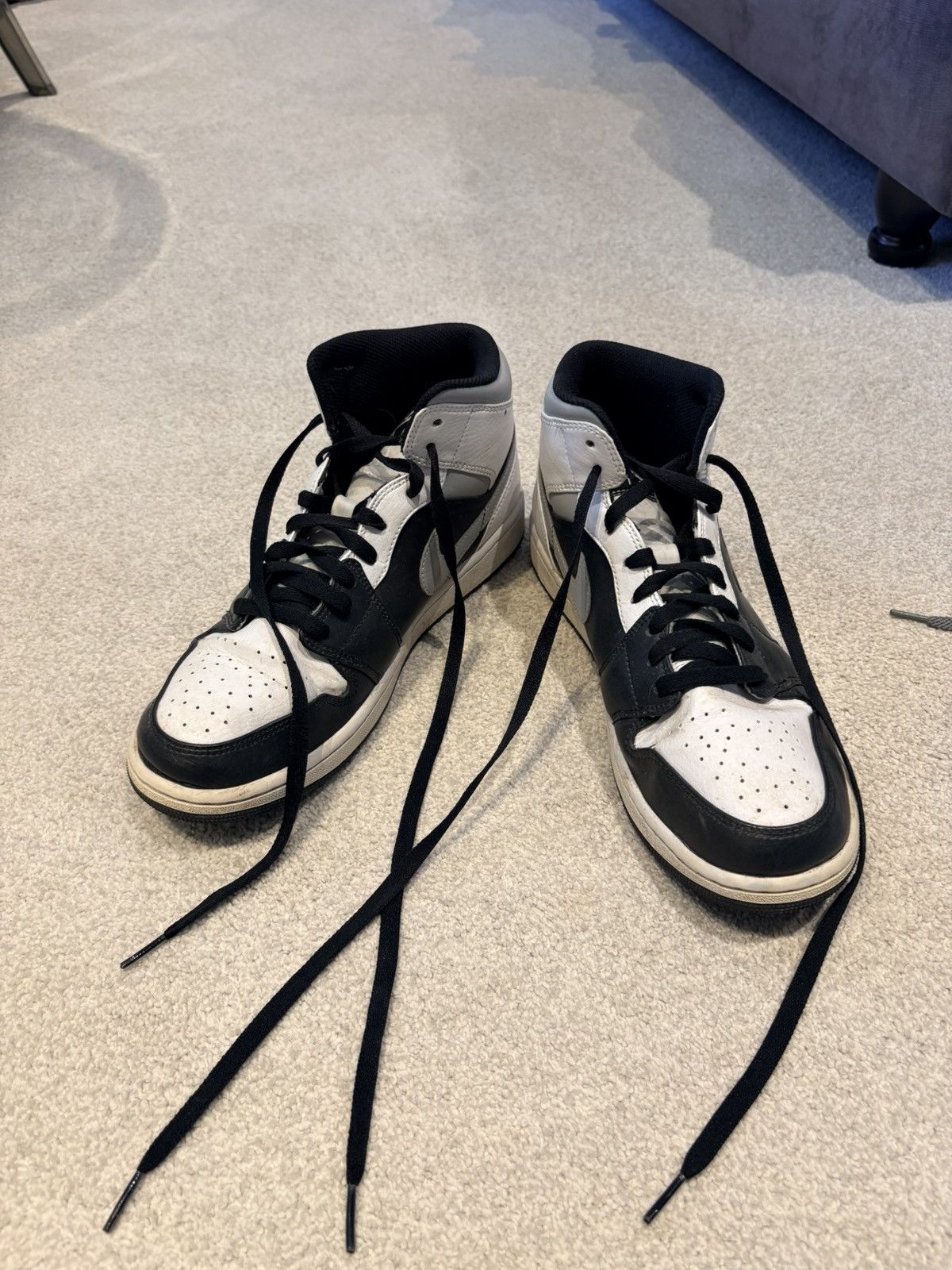 Jordan Brand Jordan 1’s | Black, Grey and White Size US 9.5 / EU 42-43 - 4 Thumbnail