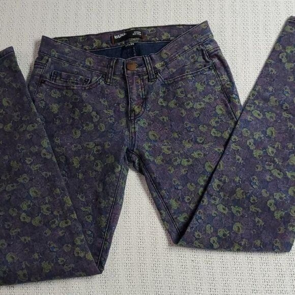 Bdg BDG Skinny Mid Rise Sz. 27 x 30 Colorful Floral Blue Jeans w Size 27" / US 4 / IT 40 - 4 Thumbnail