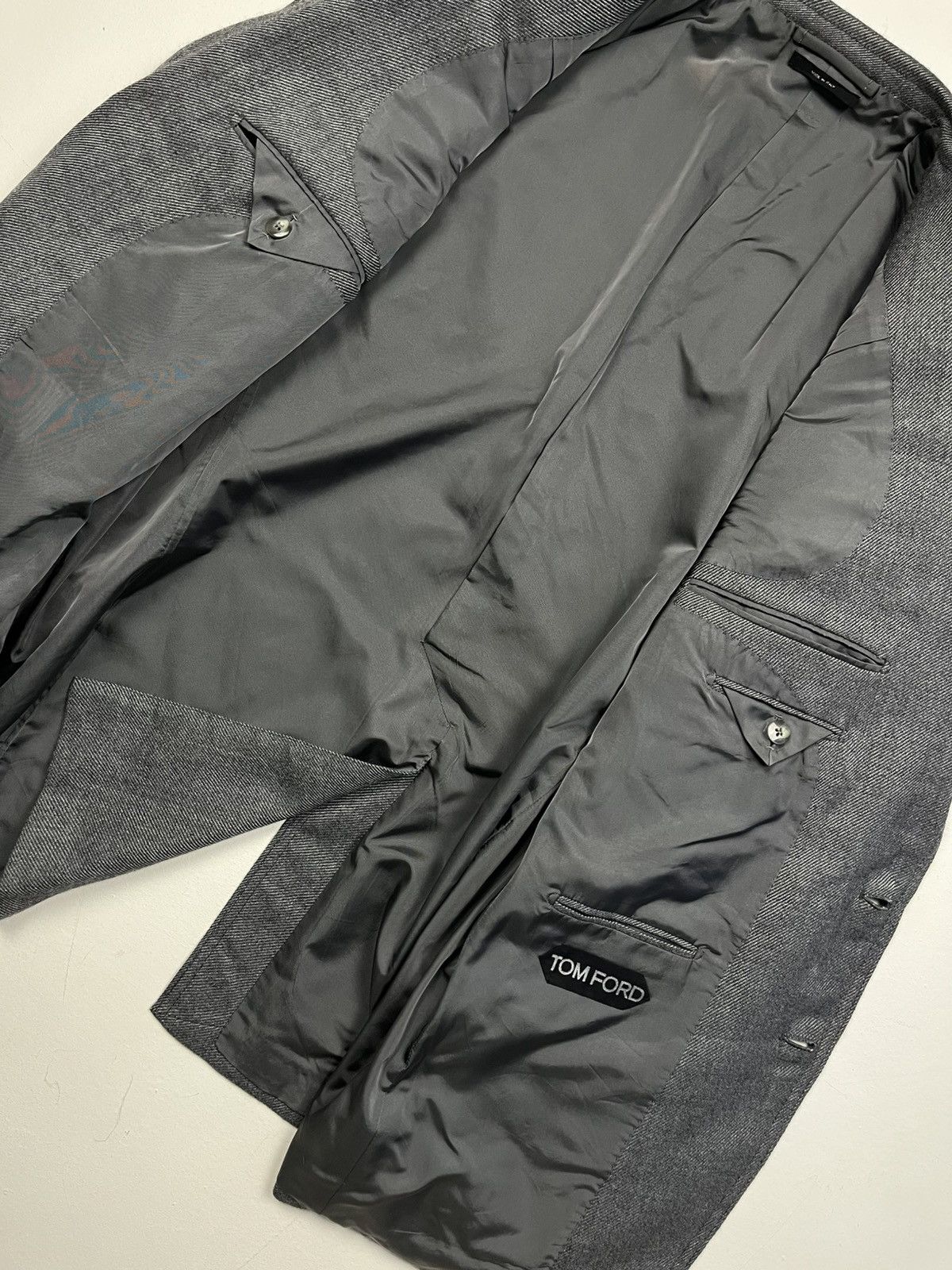 Tom Ford Tom Ford Gray Tailored Jacket with Leather Suede Detailing Size 52R - 17 Thumbnail