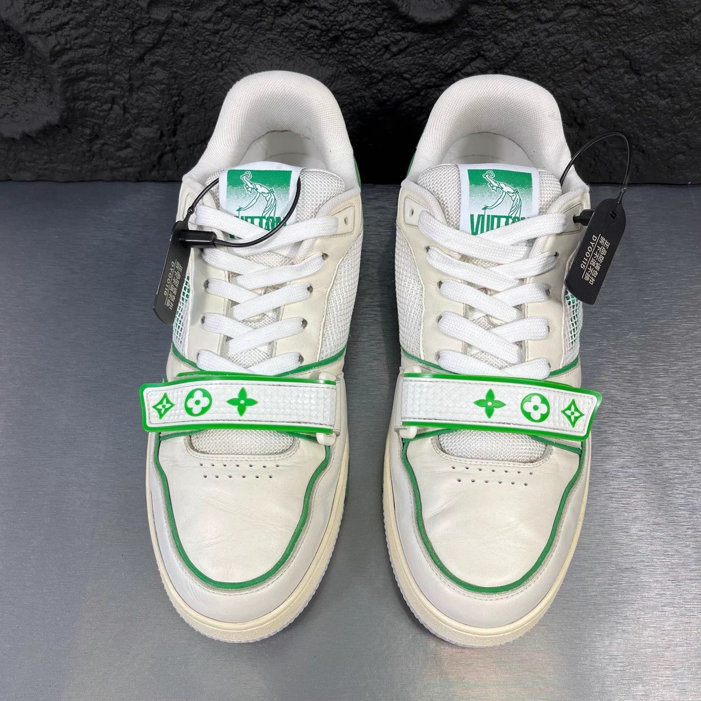 Louis Vuitton LV Trainer White Green Velcro UK7.5/41.5 95 New Size US 7.5 / EU 40-41 - 2 Thumbnail