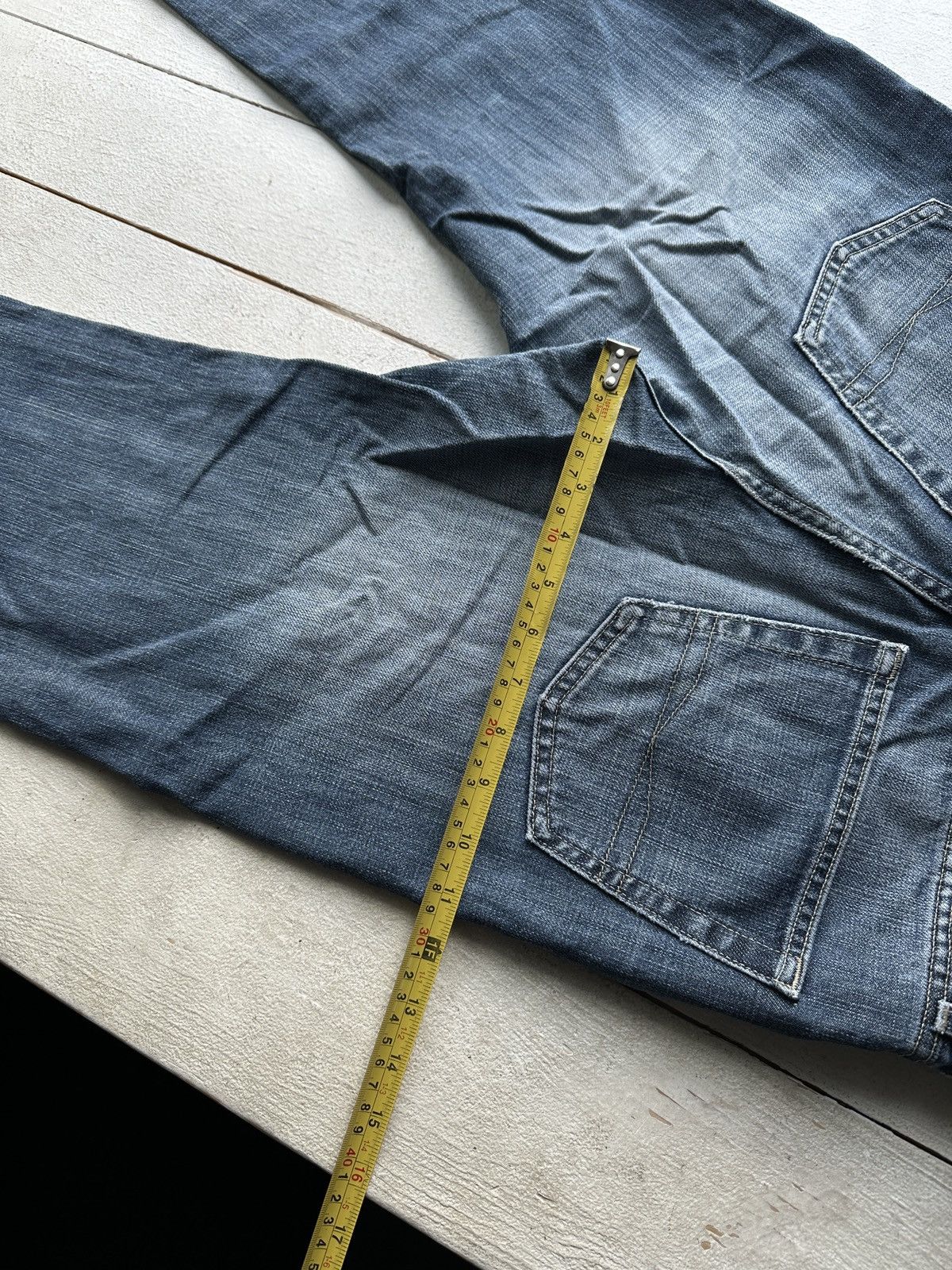 Hugo Boss 🚨 VNTG HUGO BOSS BLUE WASHED RARE MEN DENIM JEANS LUXURY Size US 32 / EU 48 - 16 Thumbnail