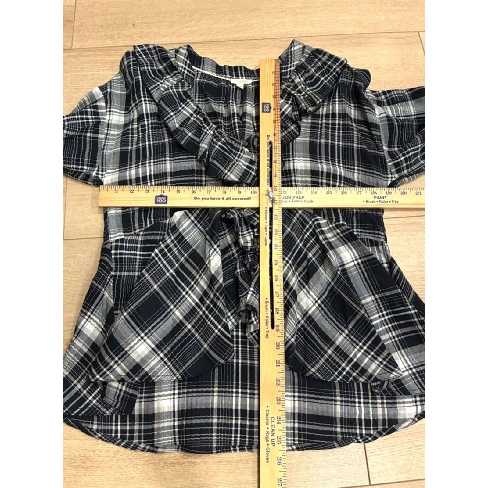 Vintage VINTAGE Pilcro x Anthropologie Blouse Long Sleeve Ruffled Plaid Black M Womens Blouse Womens M Black Size M / US 6-8 / IT 42-44 - 5 Thumbnail