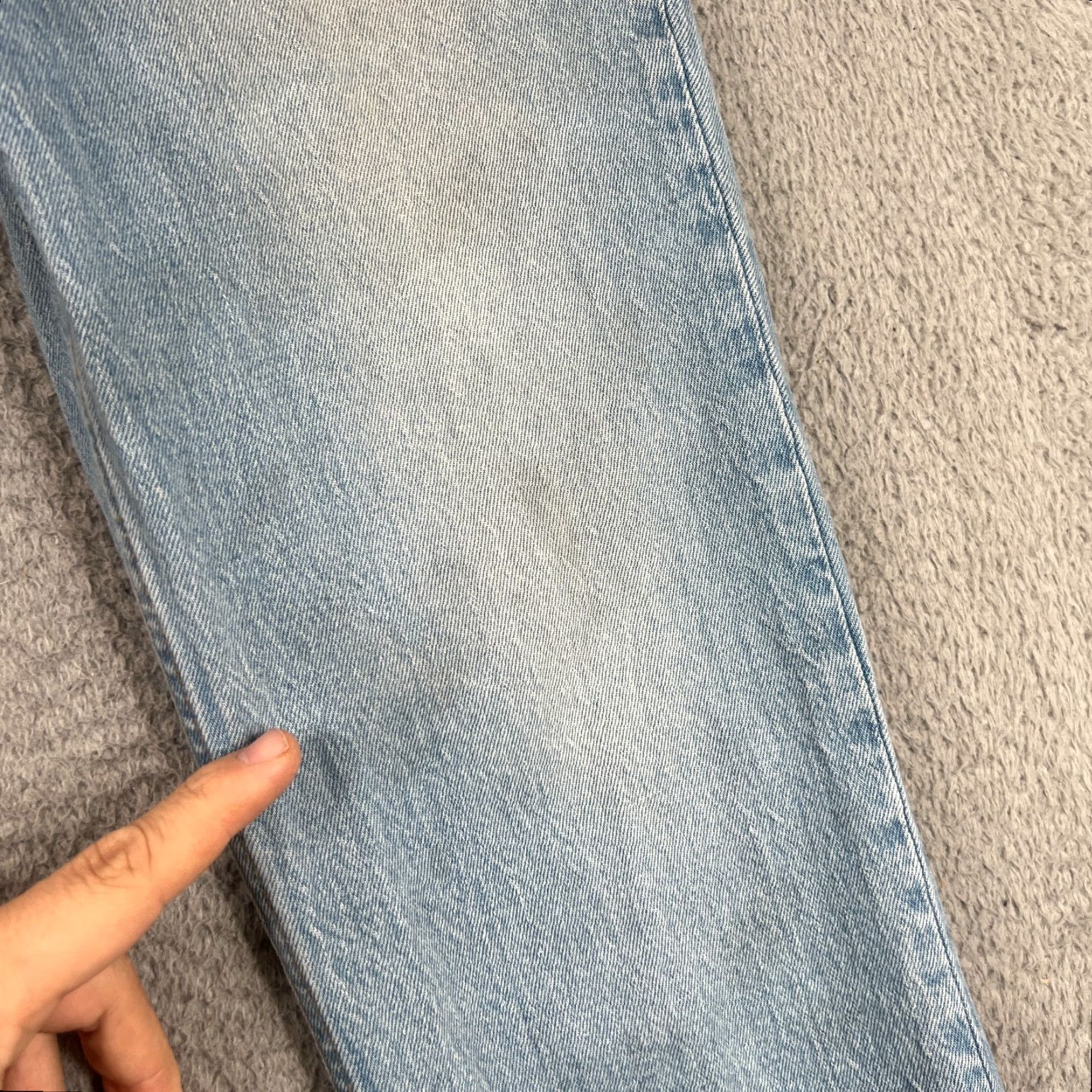 Abercrombie & Fitch Abercrombie & Fitch Ultra High Rise Kick Flare Distressed Raw Hem Jean Size 27/4 Size 27" / US 4 / IT 40 - 2 Thumbnail
