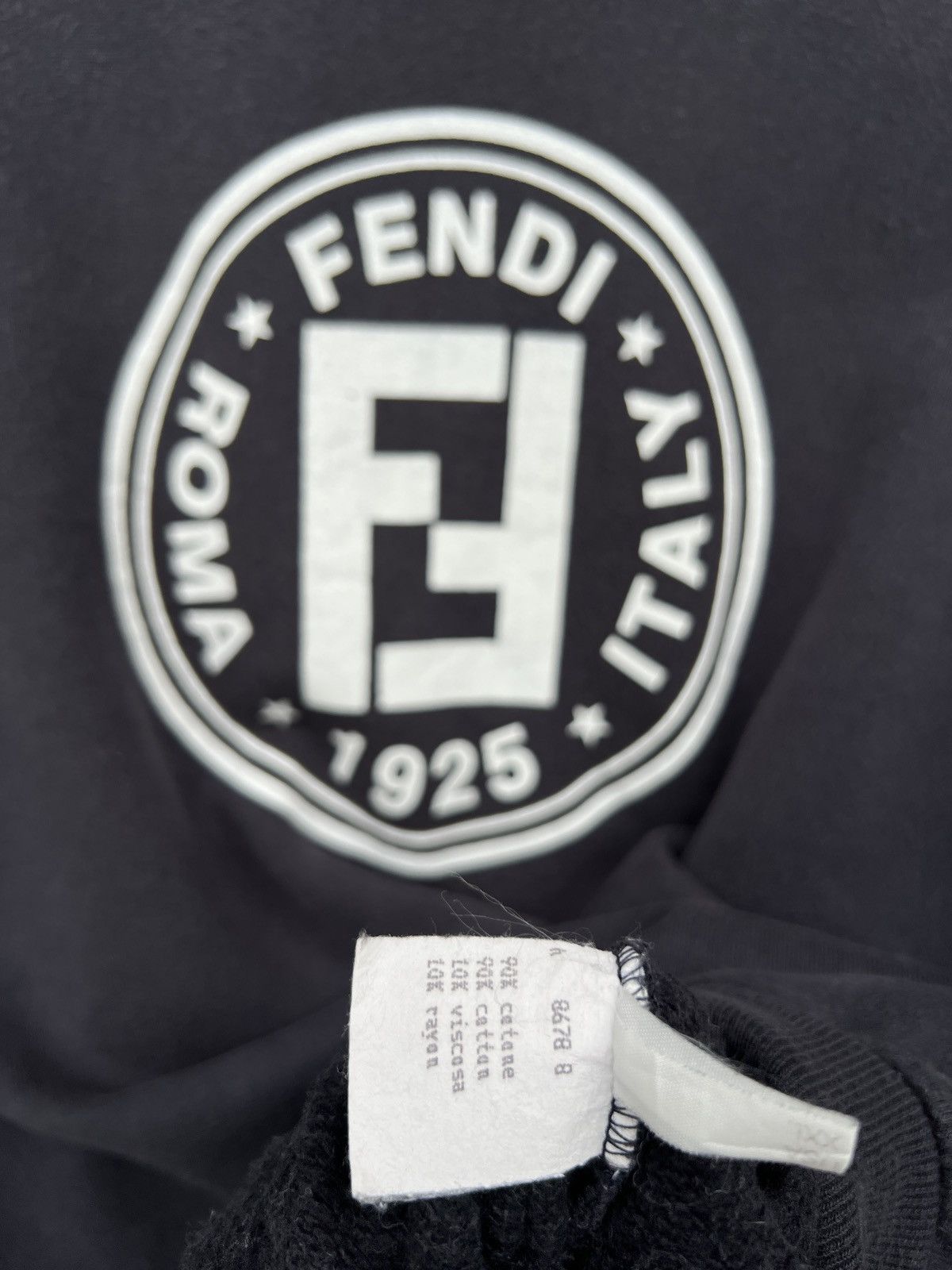 Fendi Vintage 90s Fendi Roma Italy Spell Out Baggy Sweatshirt XL Size US XL / EU 56 / 4 - 7 Thumbnail