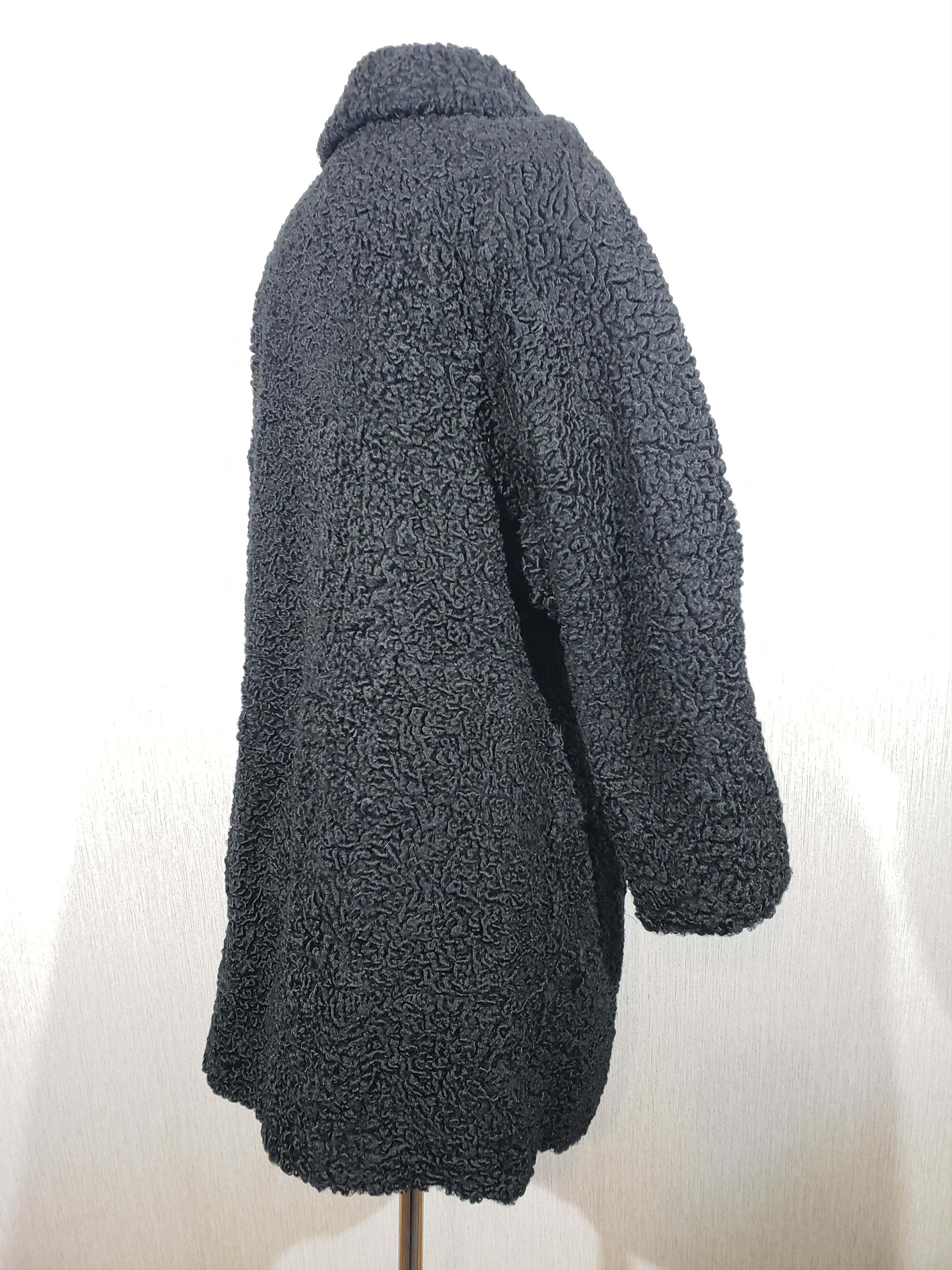 Other Luxurious women's fur coat made of genuine black sheep fur. Size XL / US 12-14 / IT 48-50 - 5 Thumbnail